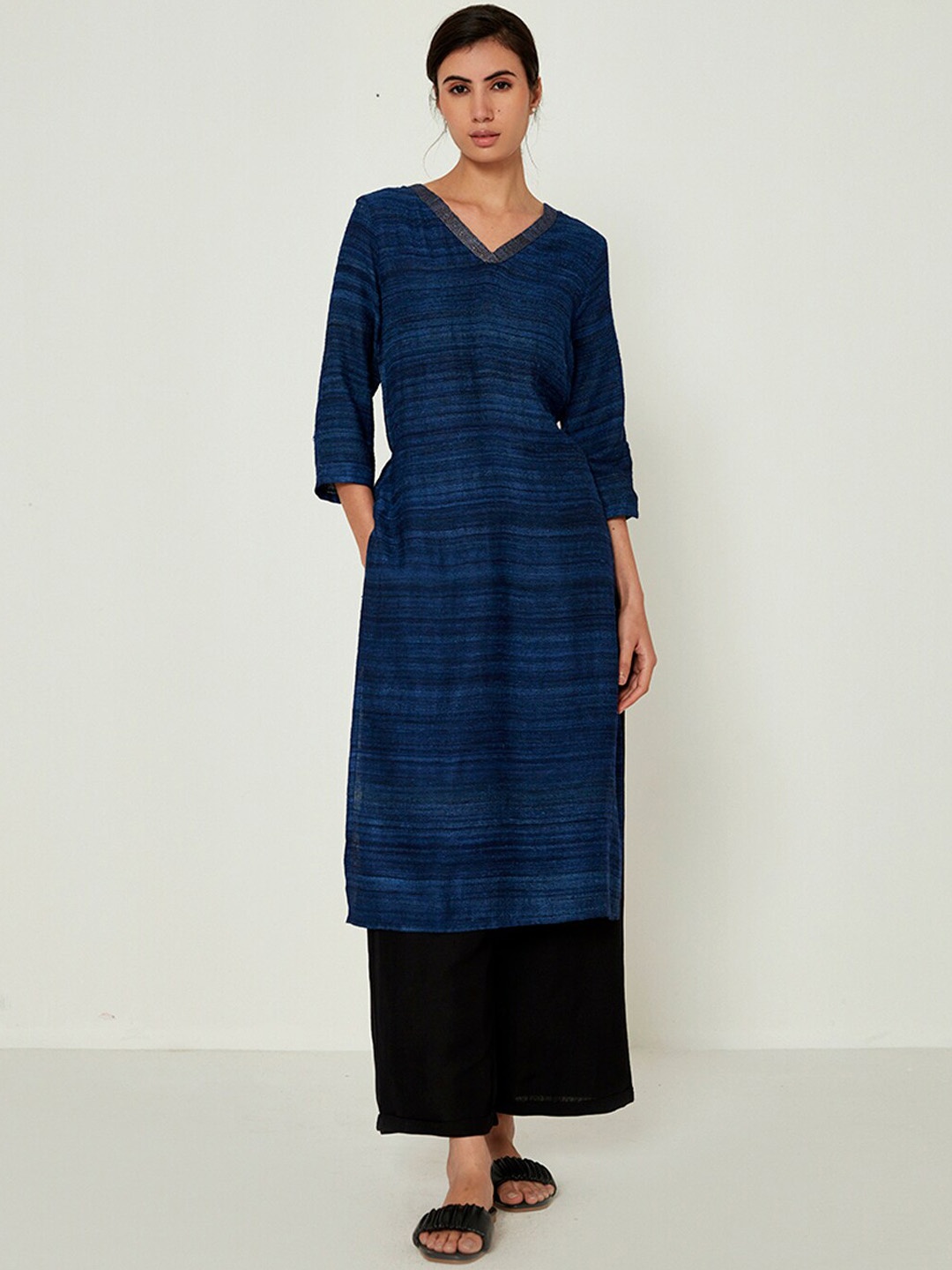 

Ancestry Striped V-Neck Thread Work Pure Silk Kurta, Blue