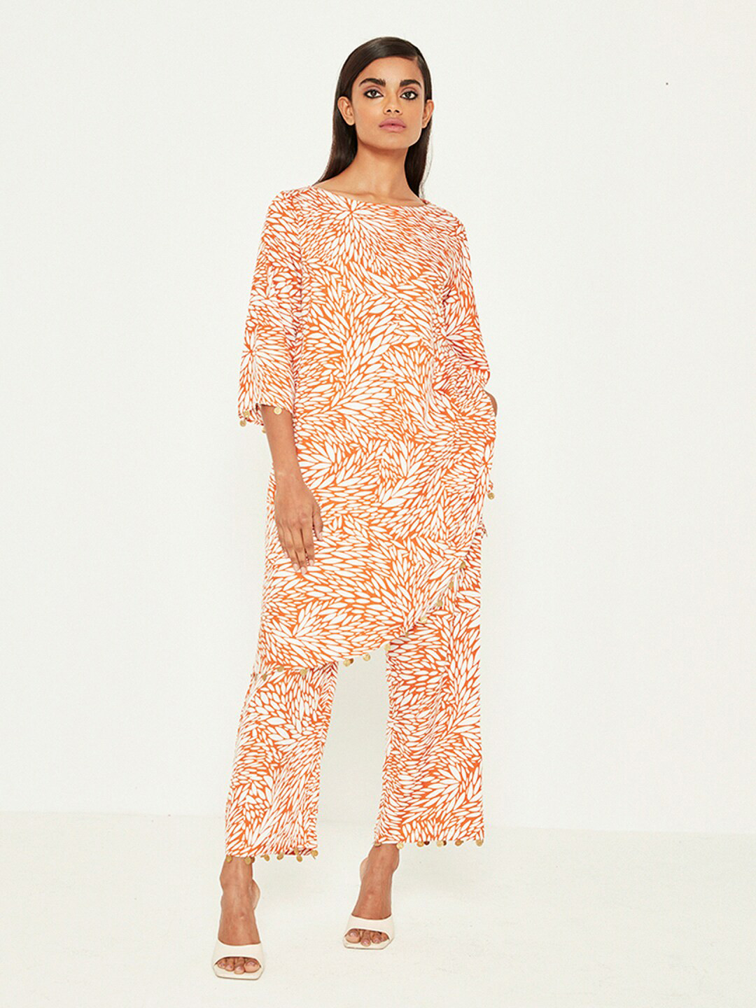 

Ancestry Abstract Printed Boat Neck Asymmetric Satin Kurta, Orange
