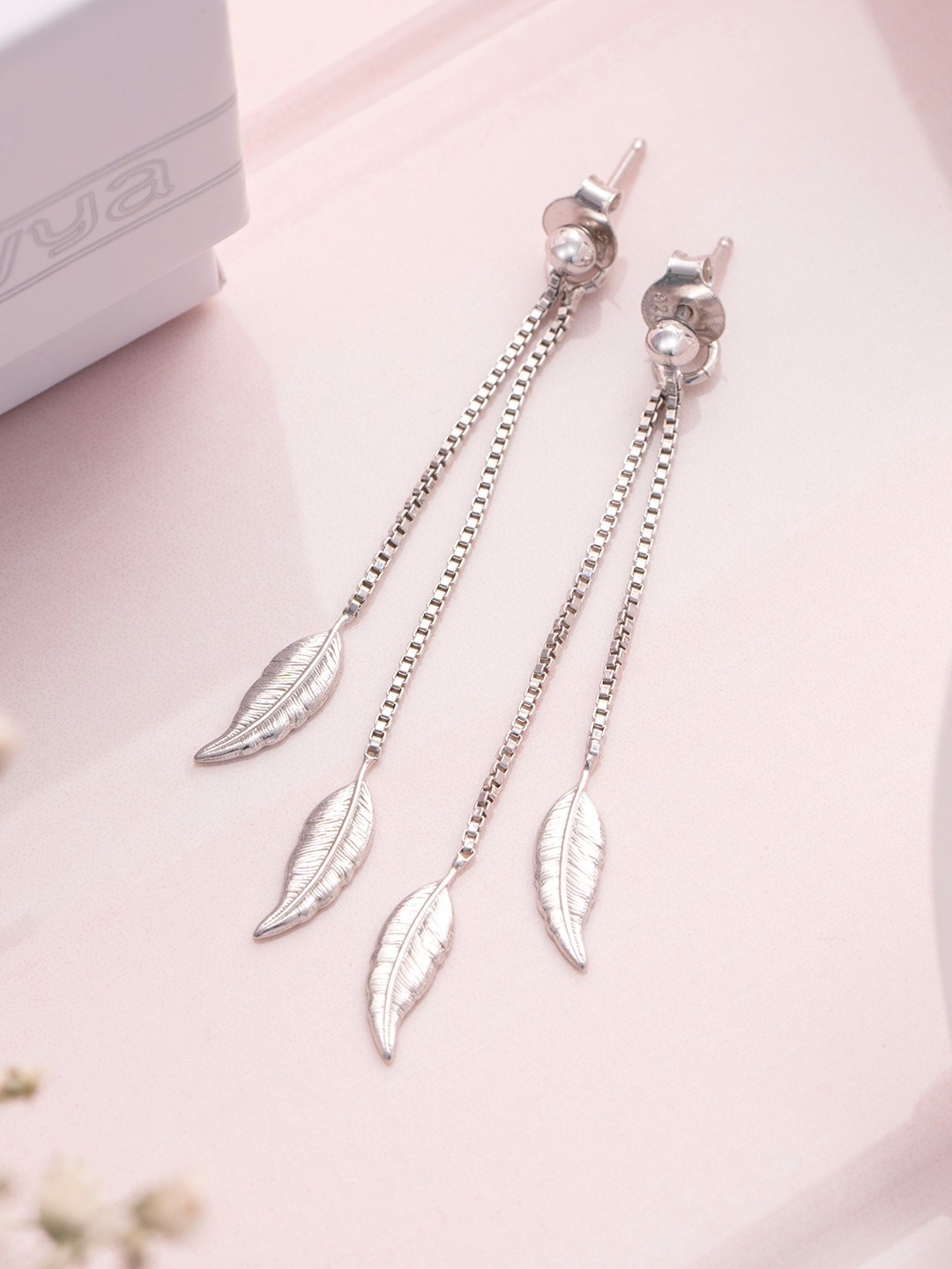 

Zavya Sterling Silver Leaf Shaped Drop Earrings