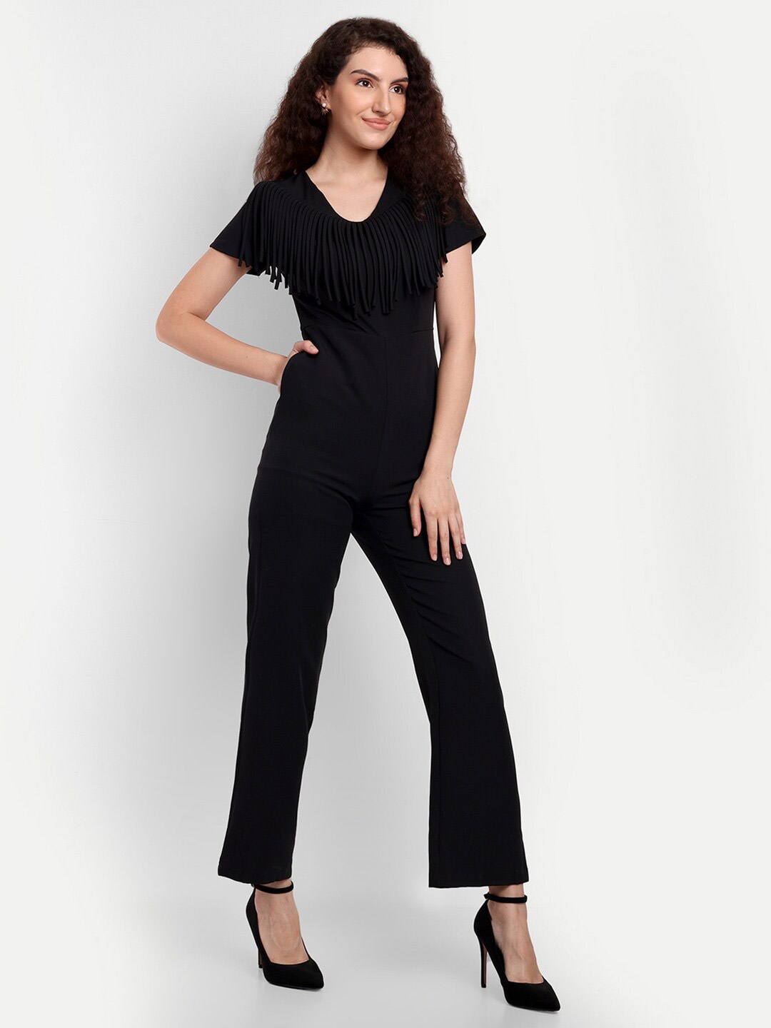 

iki chic Black V-Neck Basic Jumpsuit