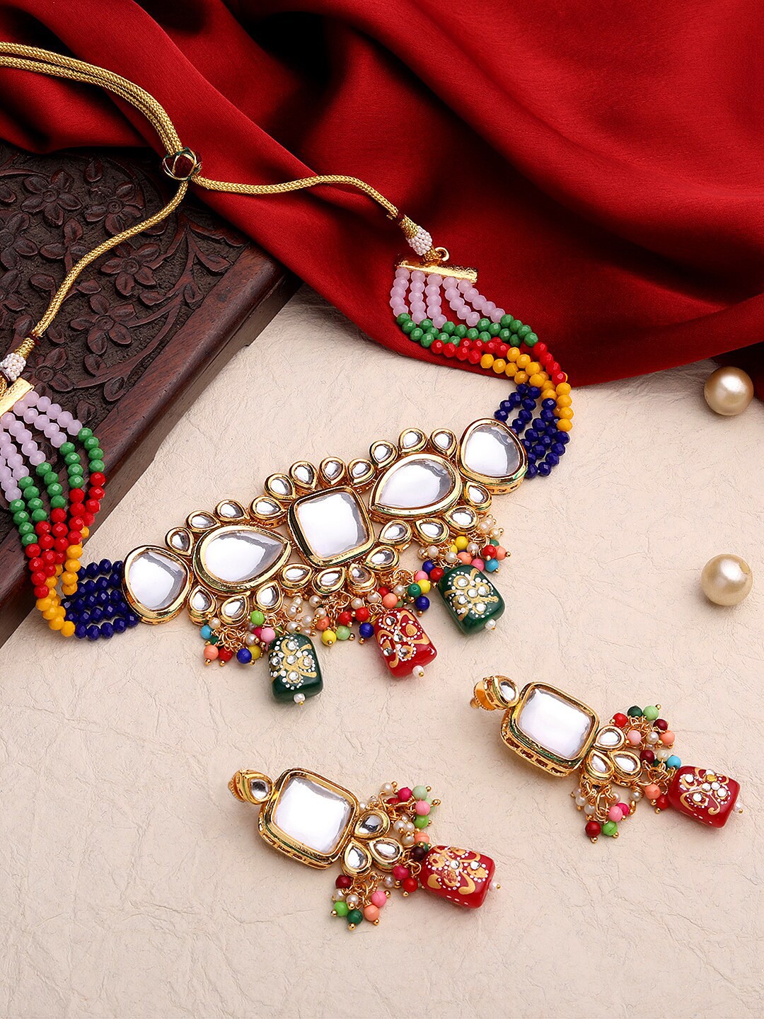 

ASMITTA JEWELLERY Gold-Plated Kundan-Studded & Beaded Jewellery Set