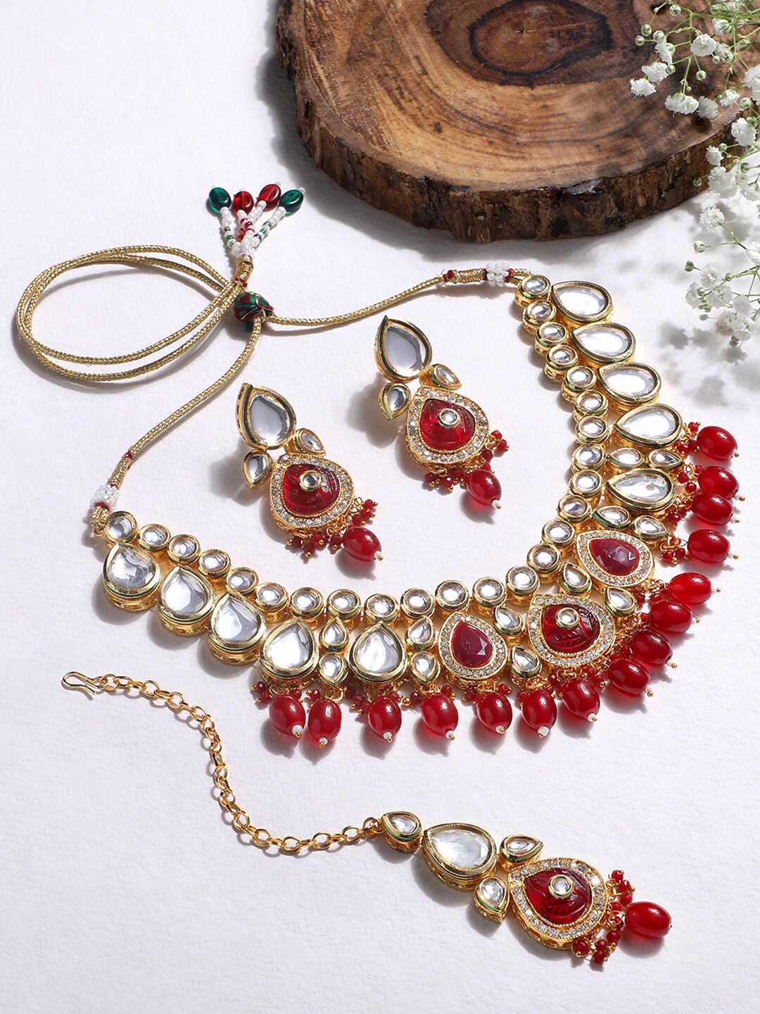 

ASMITTA JEWELLERY Gold-Plated Kundan-Studded & Pearl-Beaded Jewellery Set