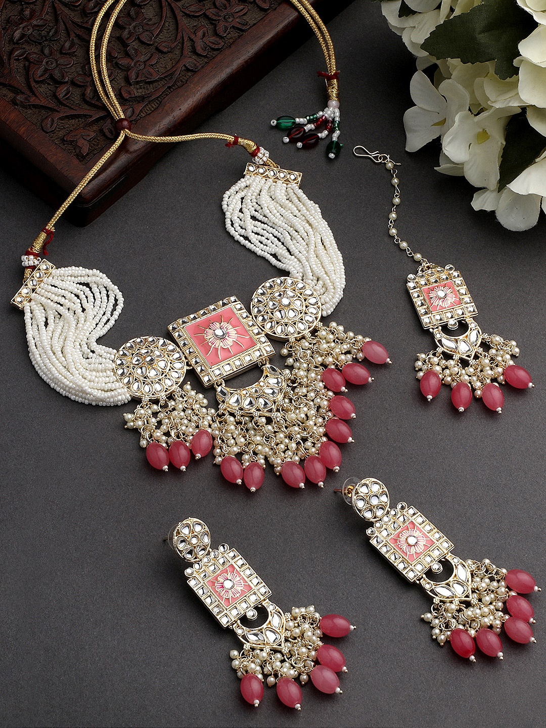 

ASMITTA JEWELLERY Gold-Plated Kundan Studded & Pearls Beaded Jewellery Set