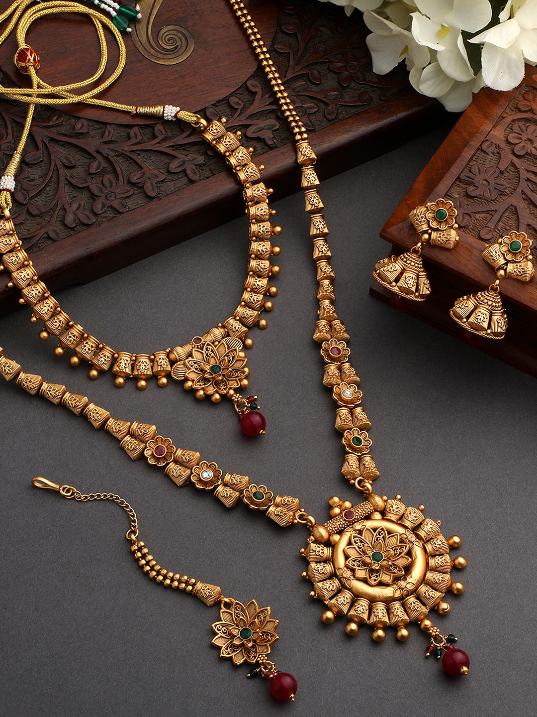 

ASMITTA JEWELLERY Gold-Plated Stone-Studded & Beaded Long Jewellery Set
