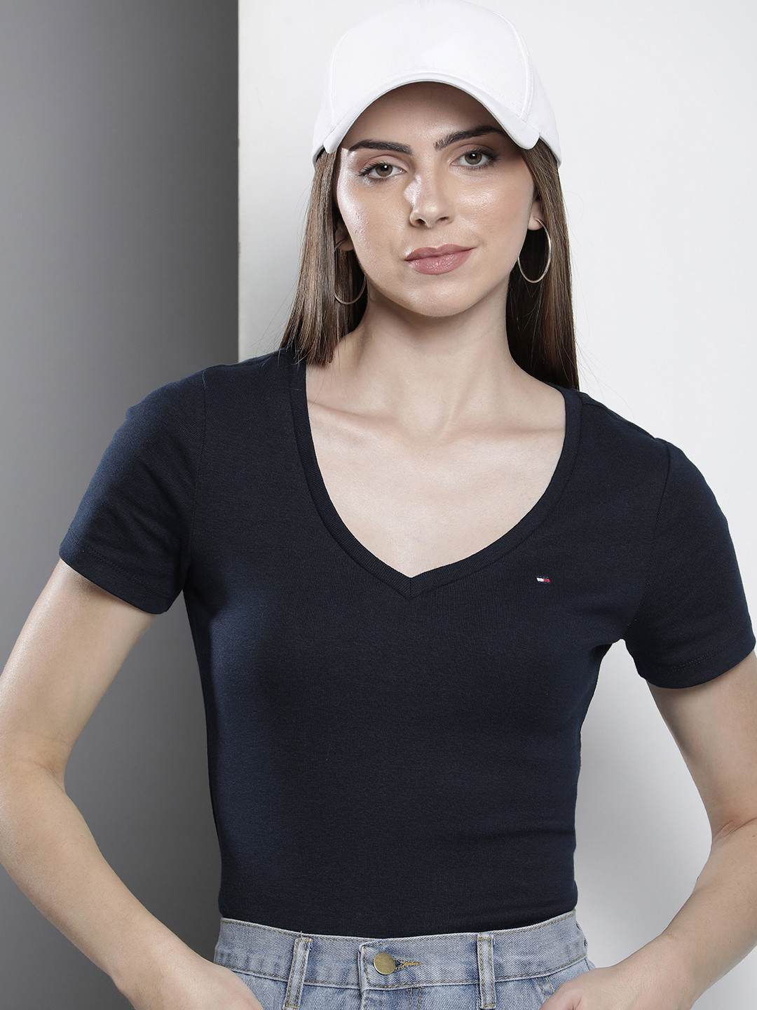 

Tommy Hilfiger Women V-Neck Pure Cotton T-shirt, Navy blue