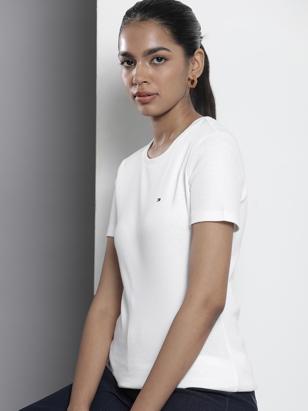 

Tommy Hilfiger Round Neck Pure Cotton T-shirt, White