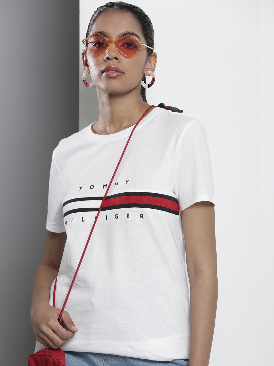

Tommy Hilfiger Women Brand Logo Printed Pure Cotton T-shirt, White