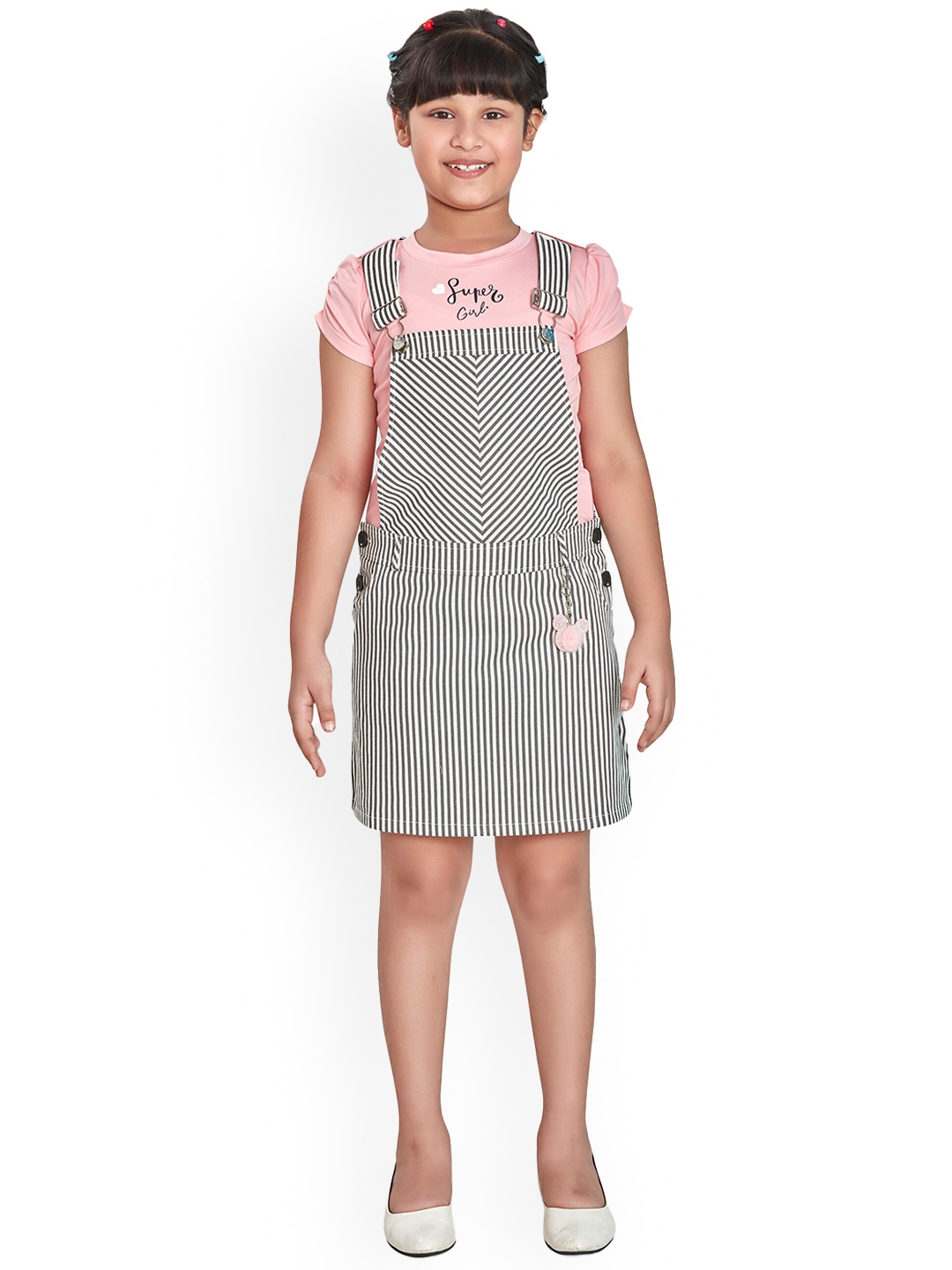 

Peppermint Girls Printed Straight Fit Dungaree, Peach
