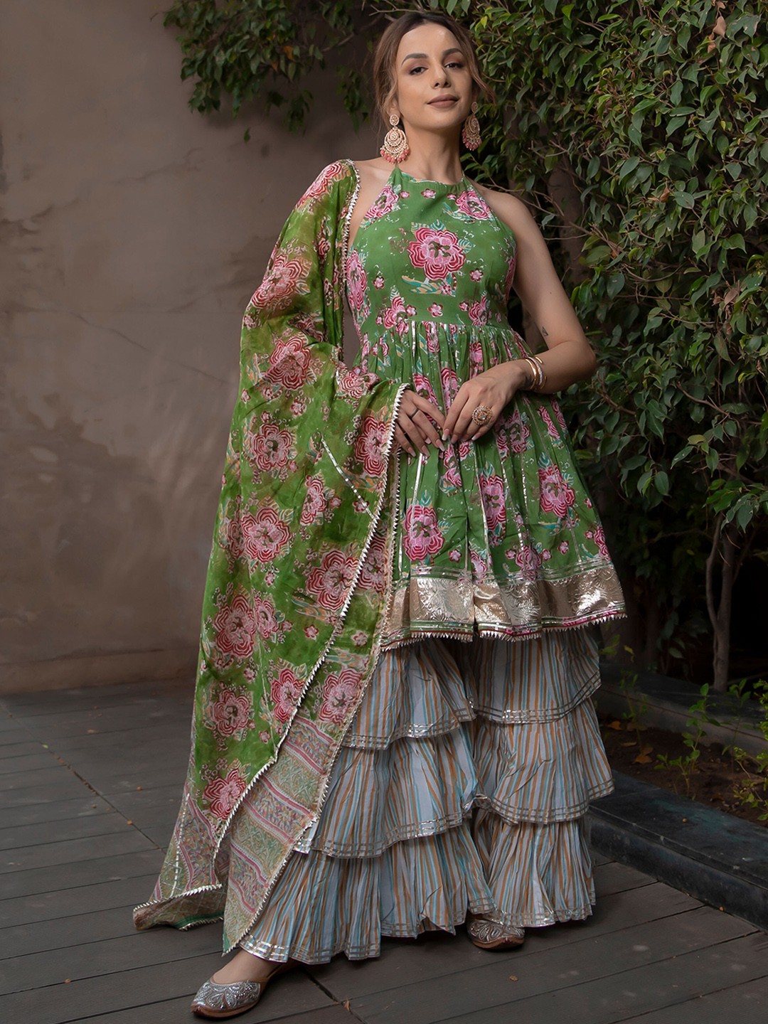 

AACHHO Women Green Pure Cotton Silk Blend