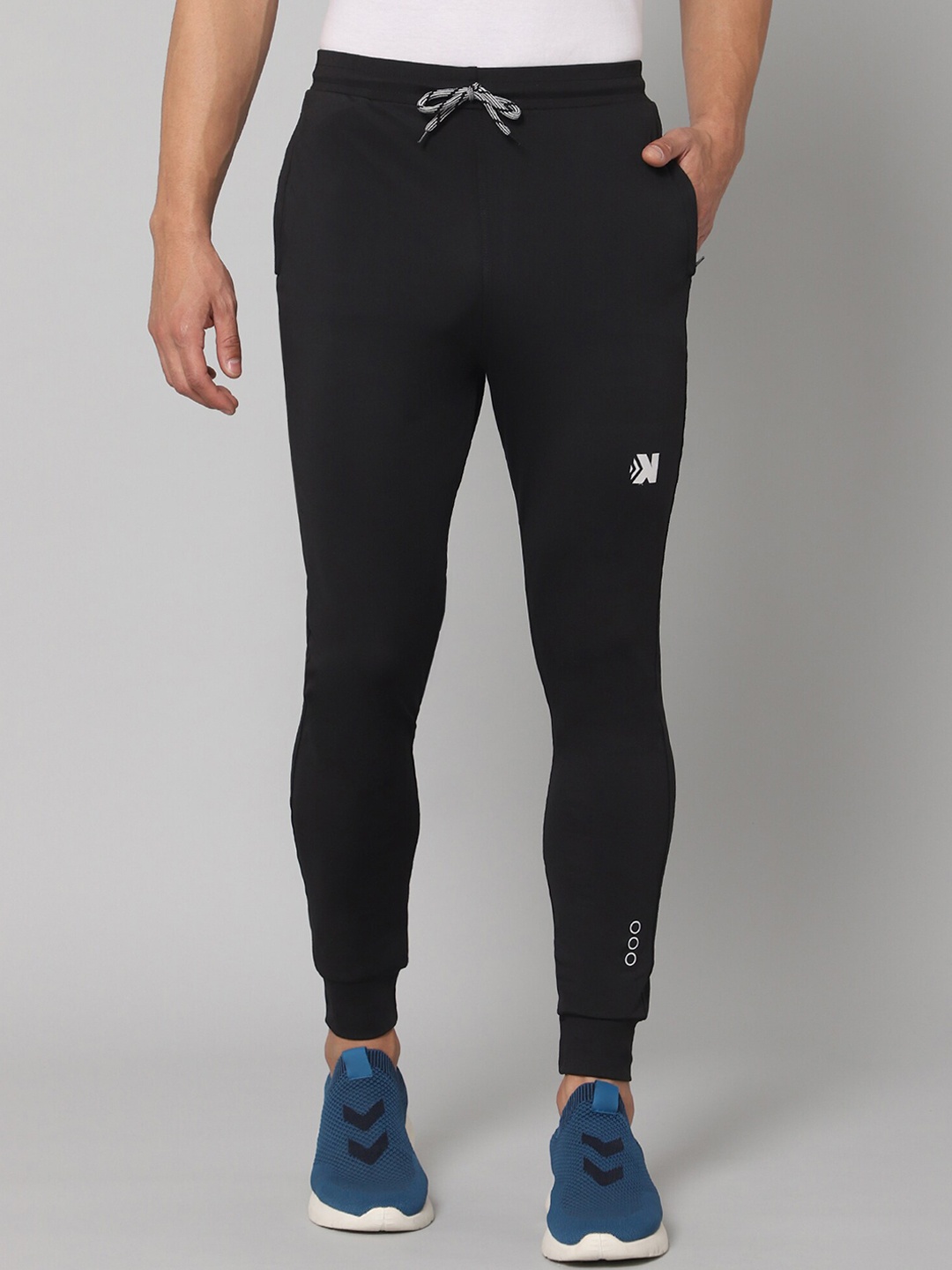 

JACKDANZA Men Mid-Rise Training & Gym Joggers, Black