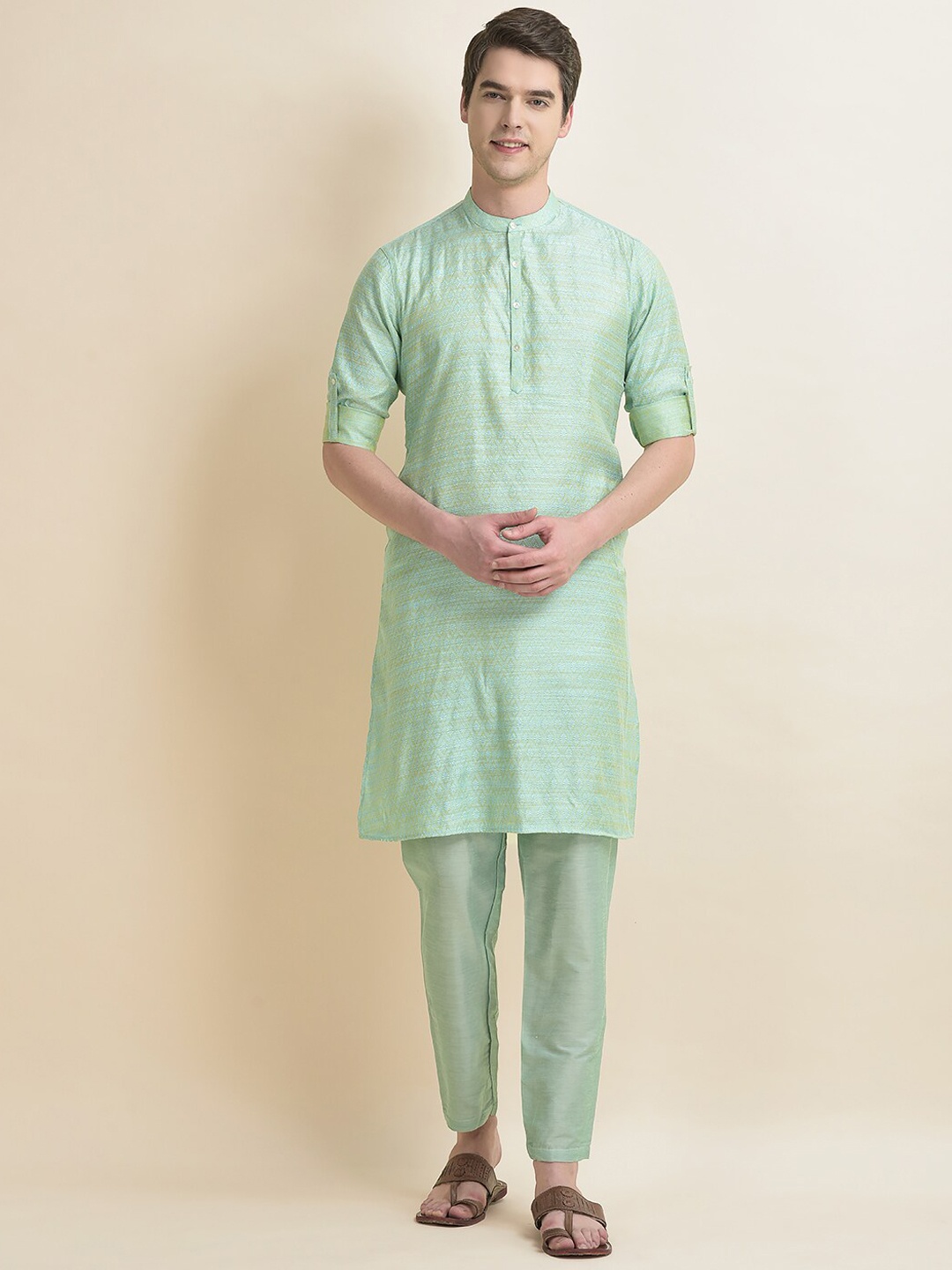 

Anouk Ethnic Motifs Woven Design Kurta with Pyjamas, Sea green