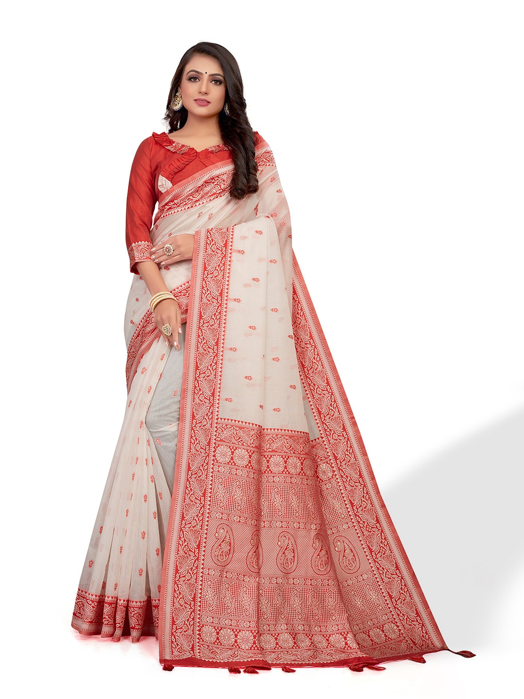 

VENISA Floral Woven Design Saree, Off white