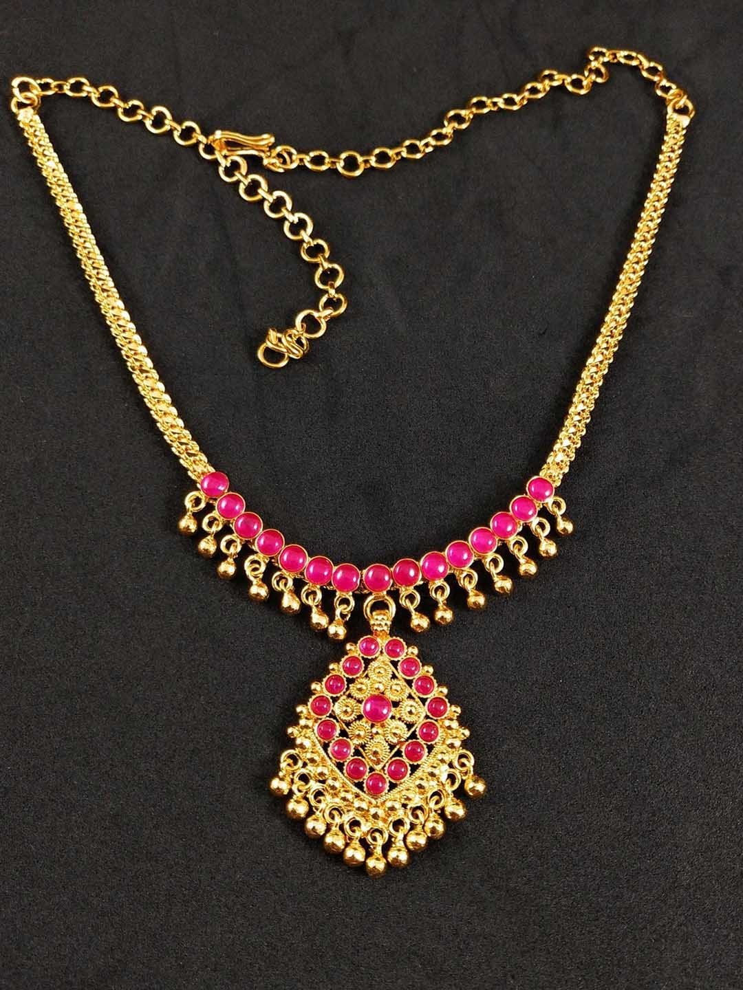 

ROFARWORD Gold-Plated Stones-Studded & Beads-Beaded Necklace & Earring Jewellery Set