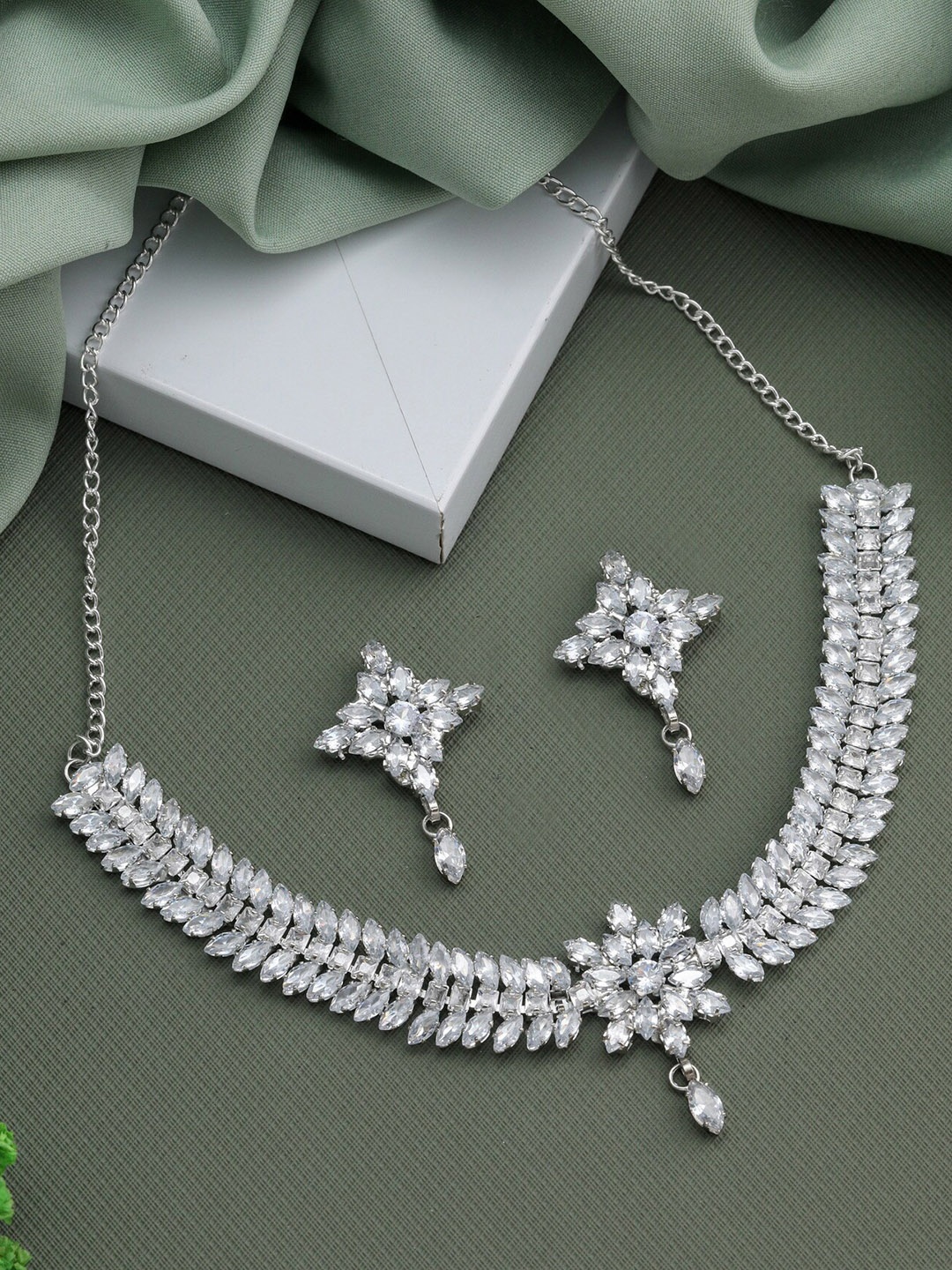 

ROFARWORD Gold-Plated Stone-Studded Jewellery Set