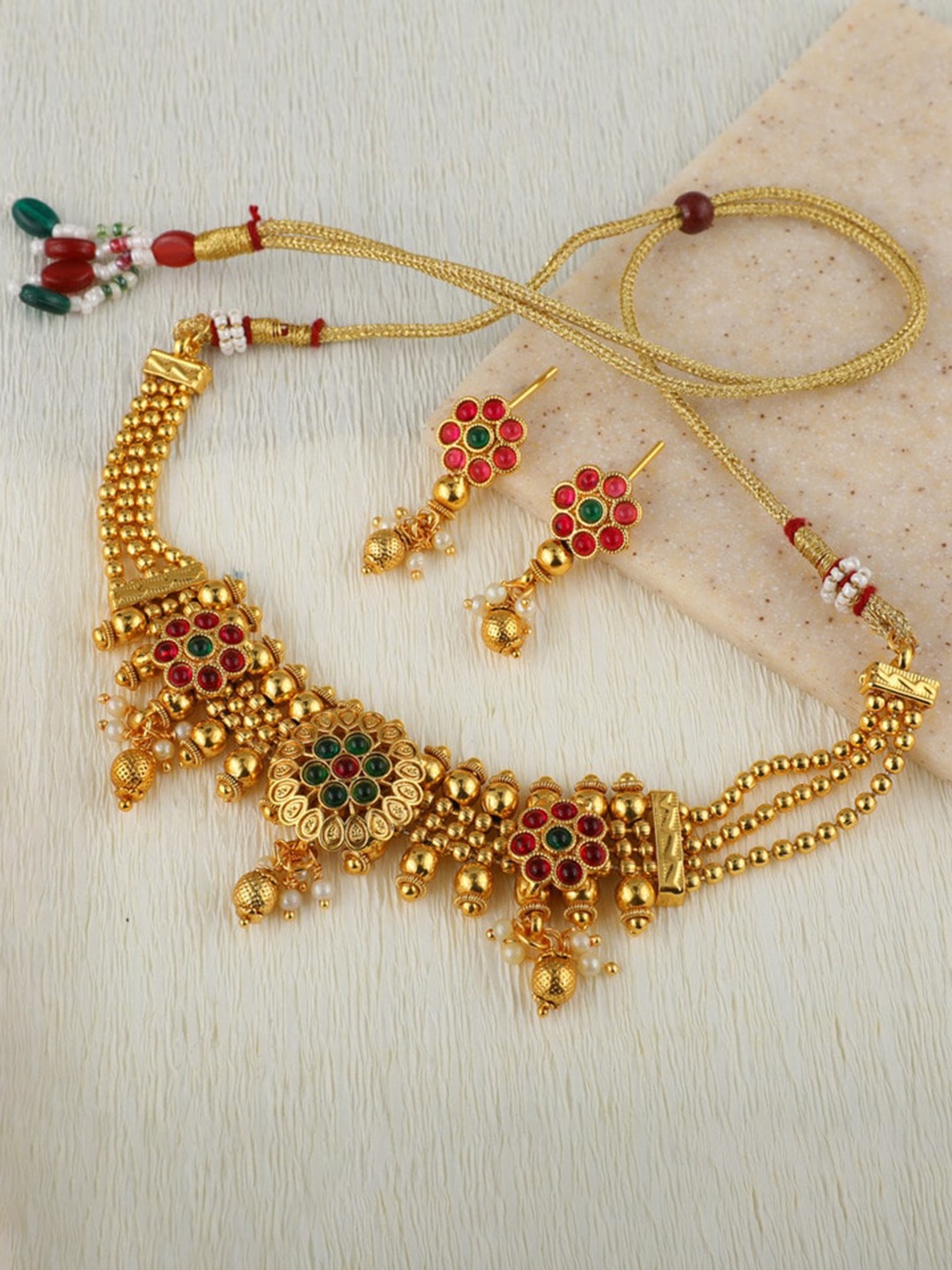 

ROFARWORD Gold-Plated Stone Studded & Beaded Jewellery Set