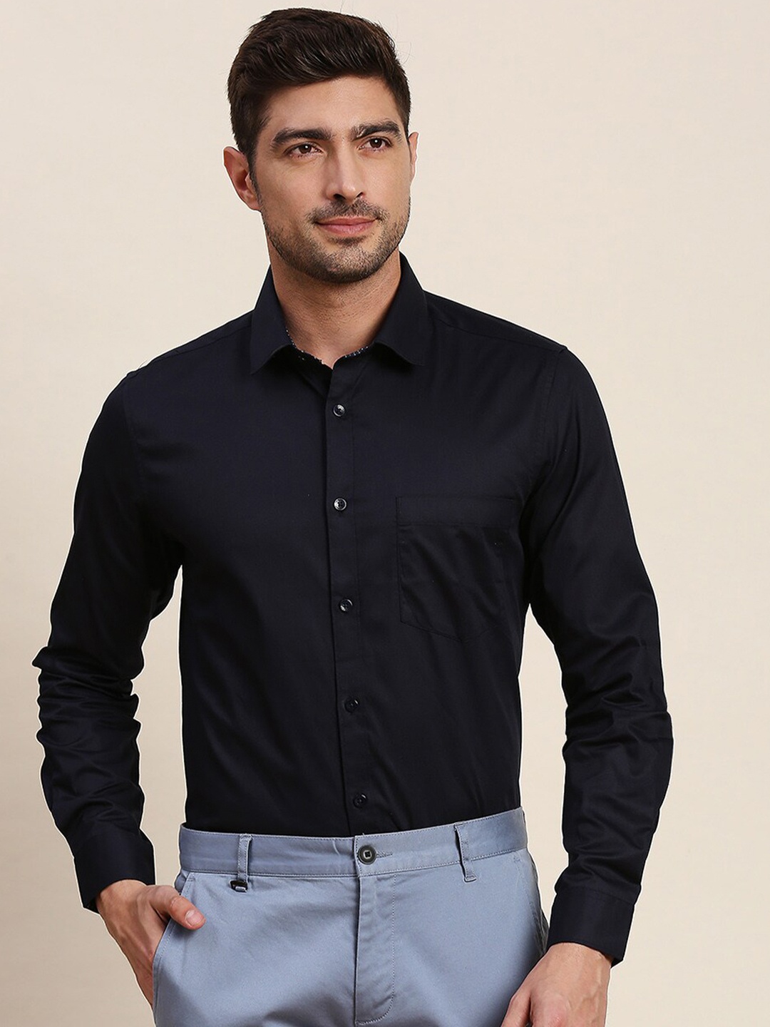 

INVICTUS Classic Slim Fit Pure Cotton Formal Shirt, Navy blue