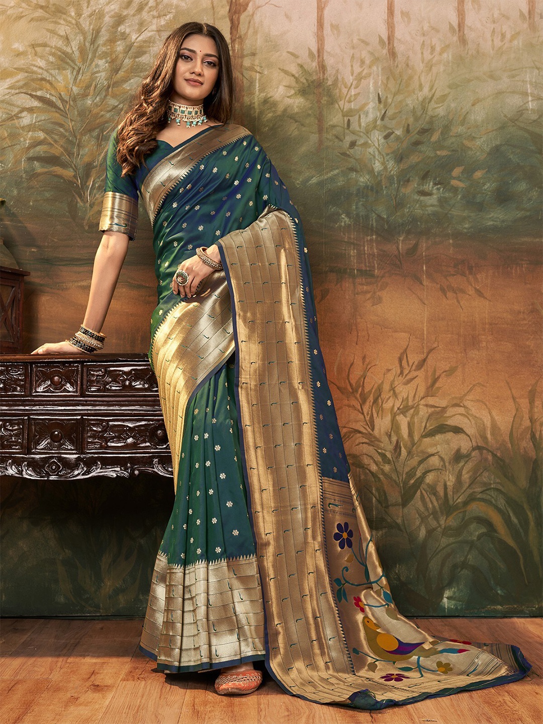 

ODETTE Floral Woven Design Zari Saree, Green