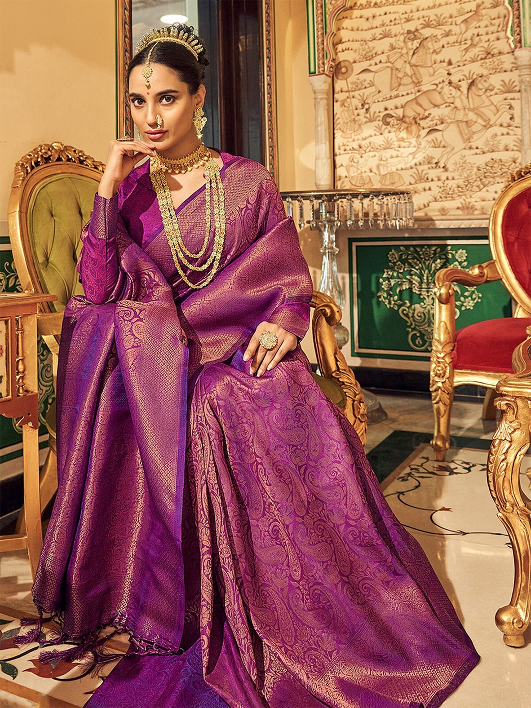 

ODETTE Paisley Woven Design Zari Saree, Purple