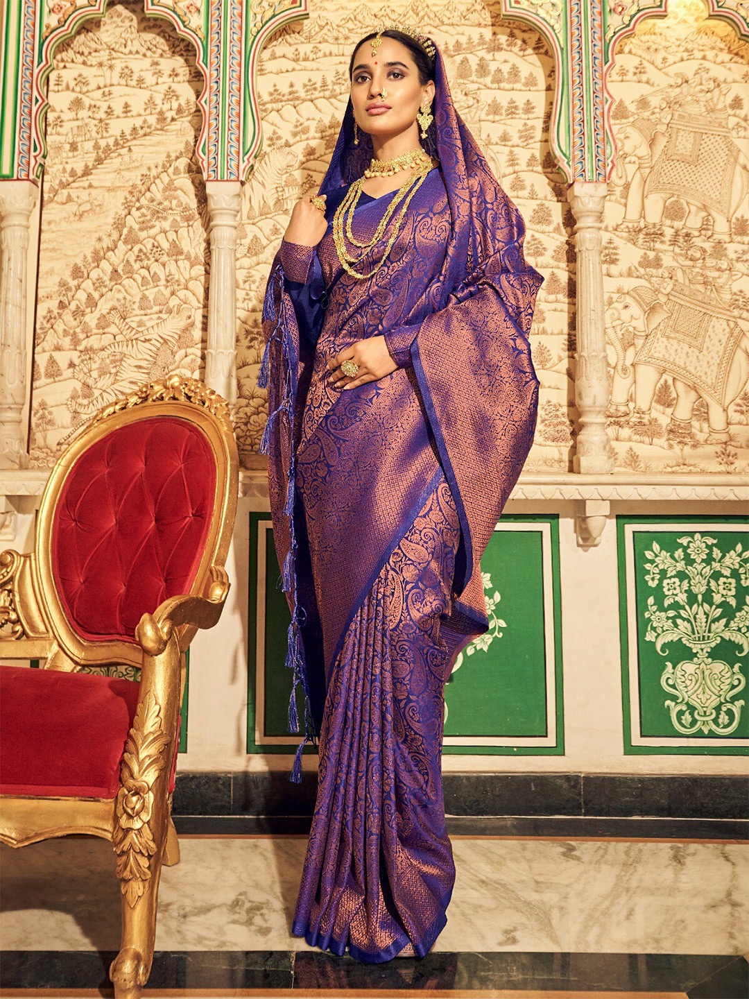 

ODETTE Paisley Woven Design Silk Blend Saree, Violet