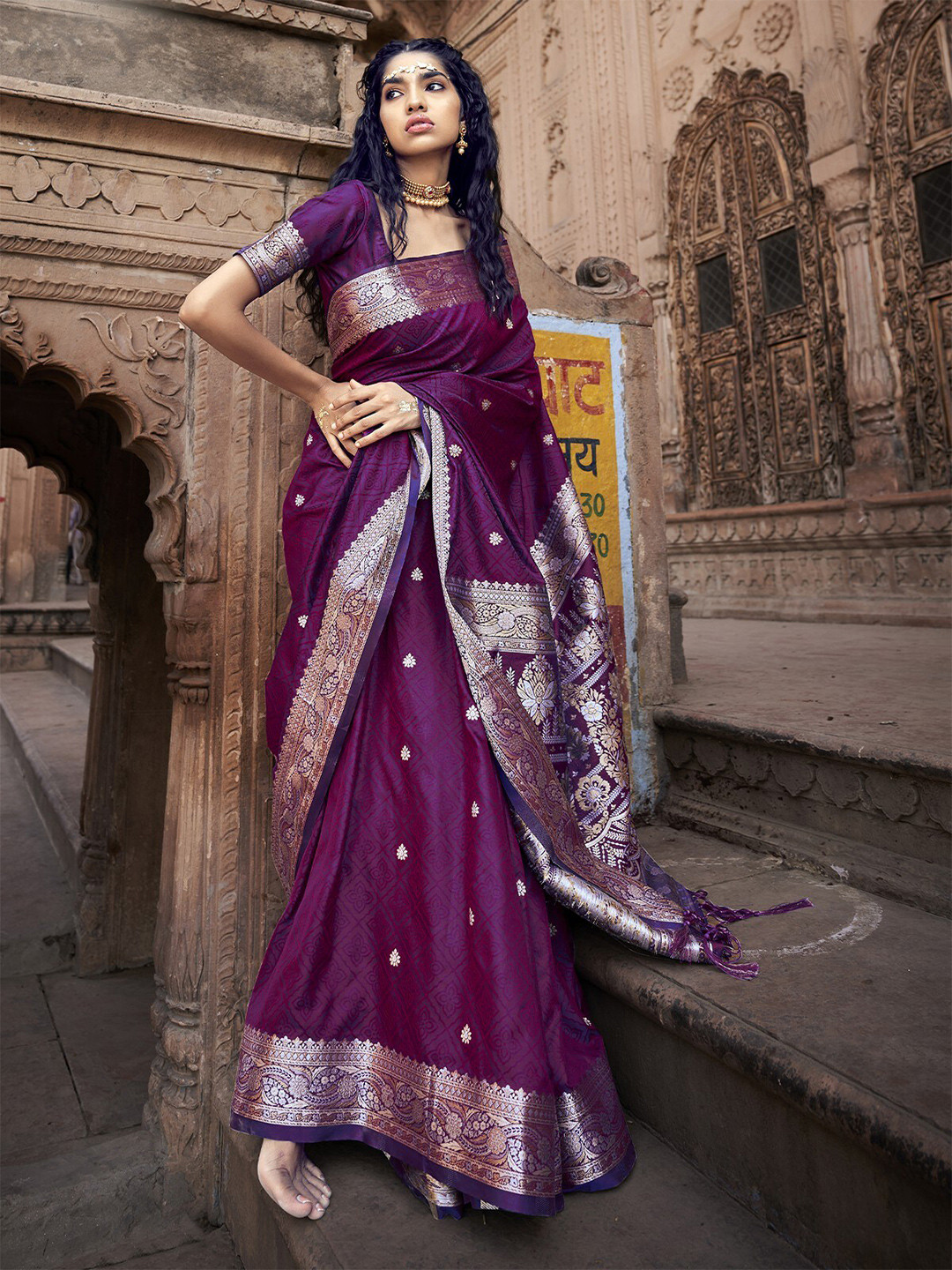 

ODETTE Varanasi Silk Woven Design Saree, Purple