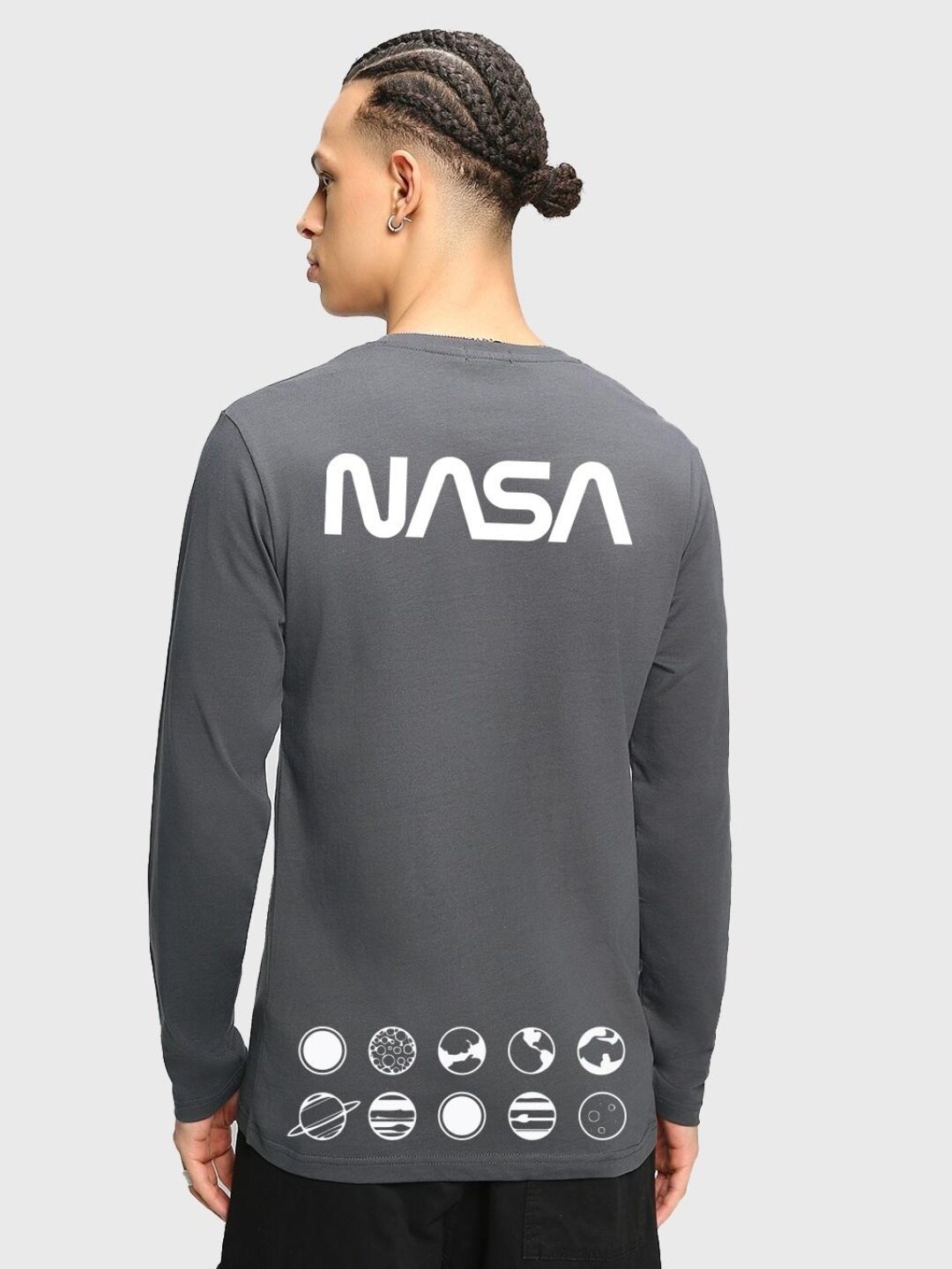 

Bewakoof Grey Typography NASA Printed Round Neck Long Sleeves Cotton T-Shirt