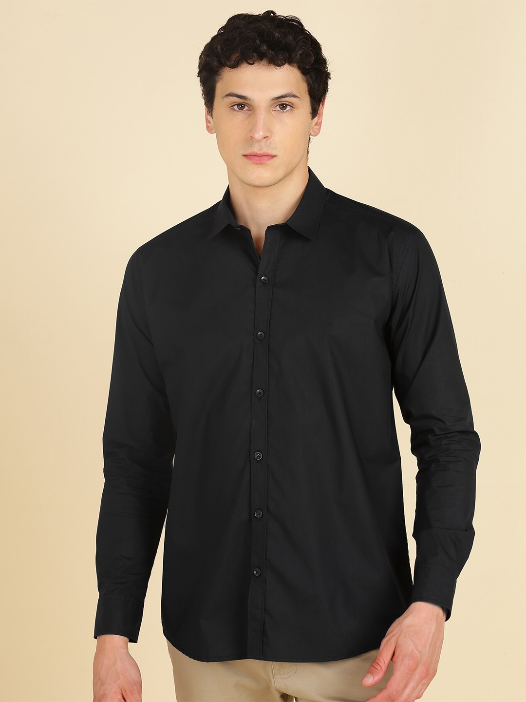 

MONTREZ Spread Collar Cotton Casual Shirt, Black
