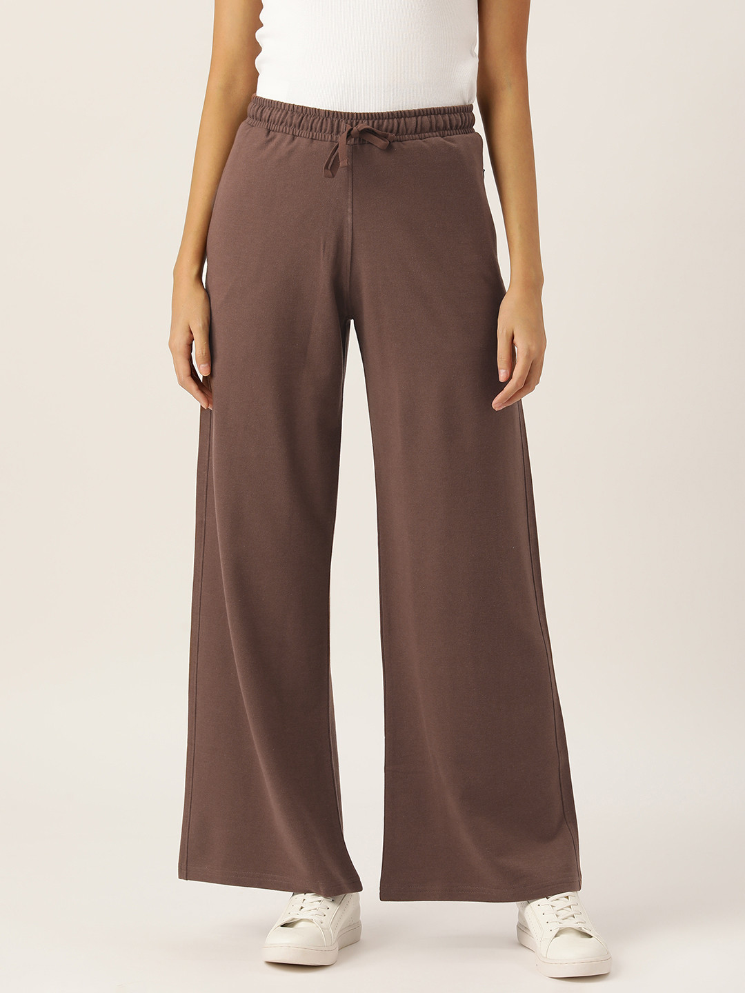 

FEMEA Women Solid Wide Leg Straight Fit Track Pants, Coffee brown