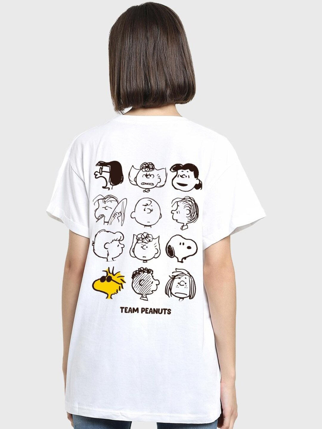 

Bewakoof x OFFICIAL PEANUTS MERCHANDISE Team Peanuts Graphic Printed Boyfriend T-shirt, White