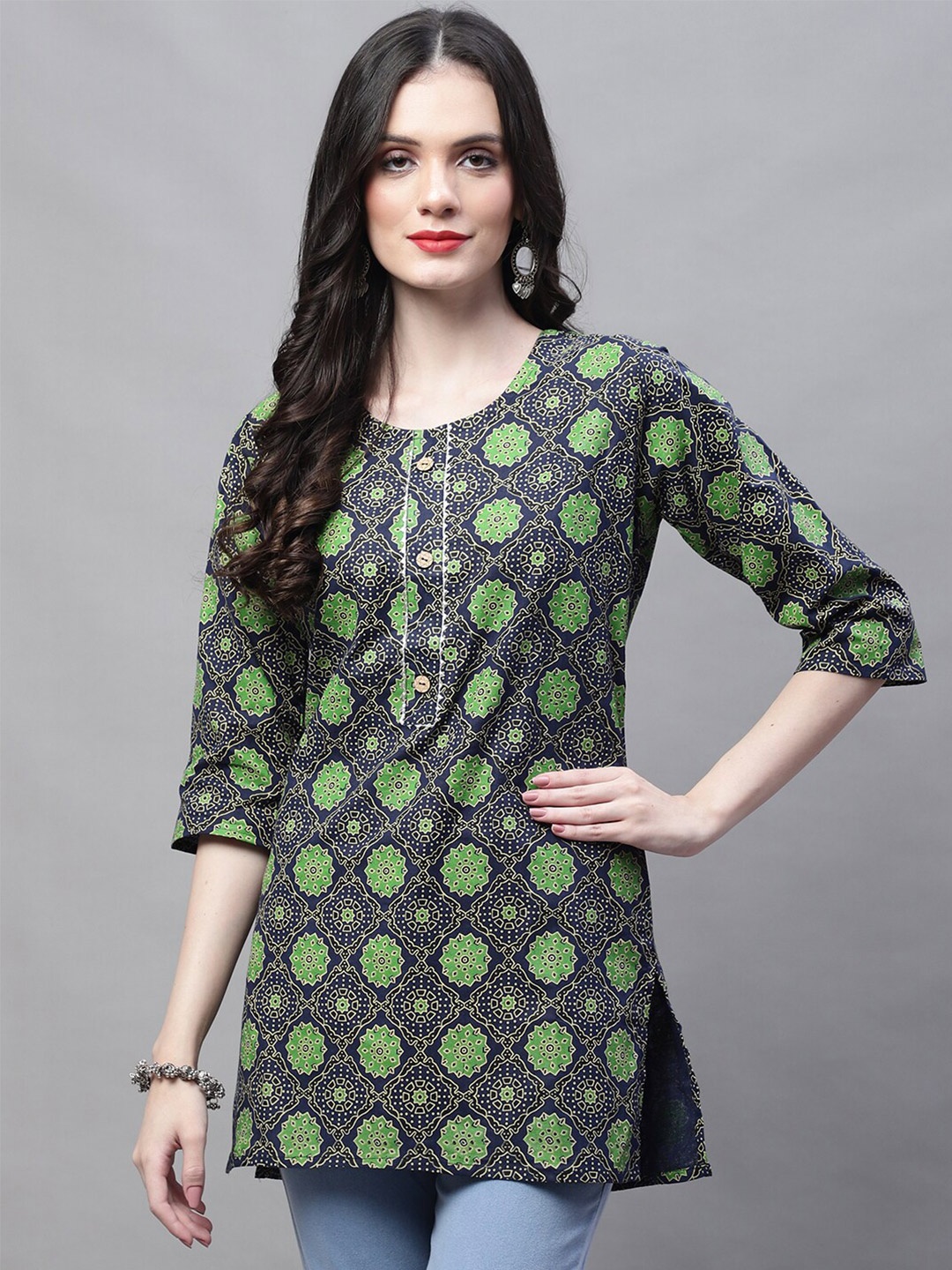 

SOUNDARYA Ethnic Motifs Printed Gotta Patti Pure Cotton Kurti, Navy blue