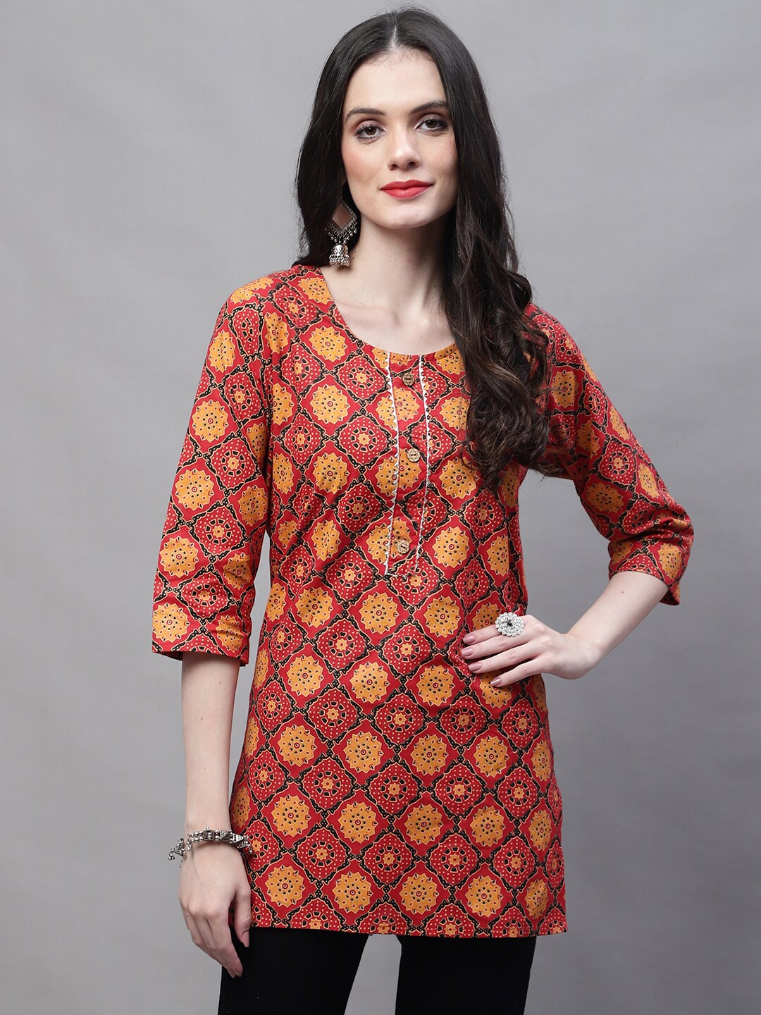 

SOUNDARYA Ethnic Motifs Printed Pure Cotton Kurti, Red