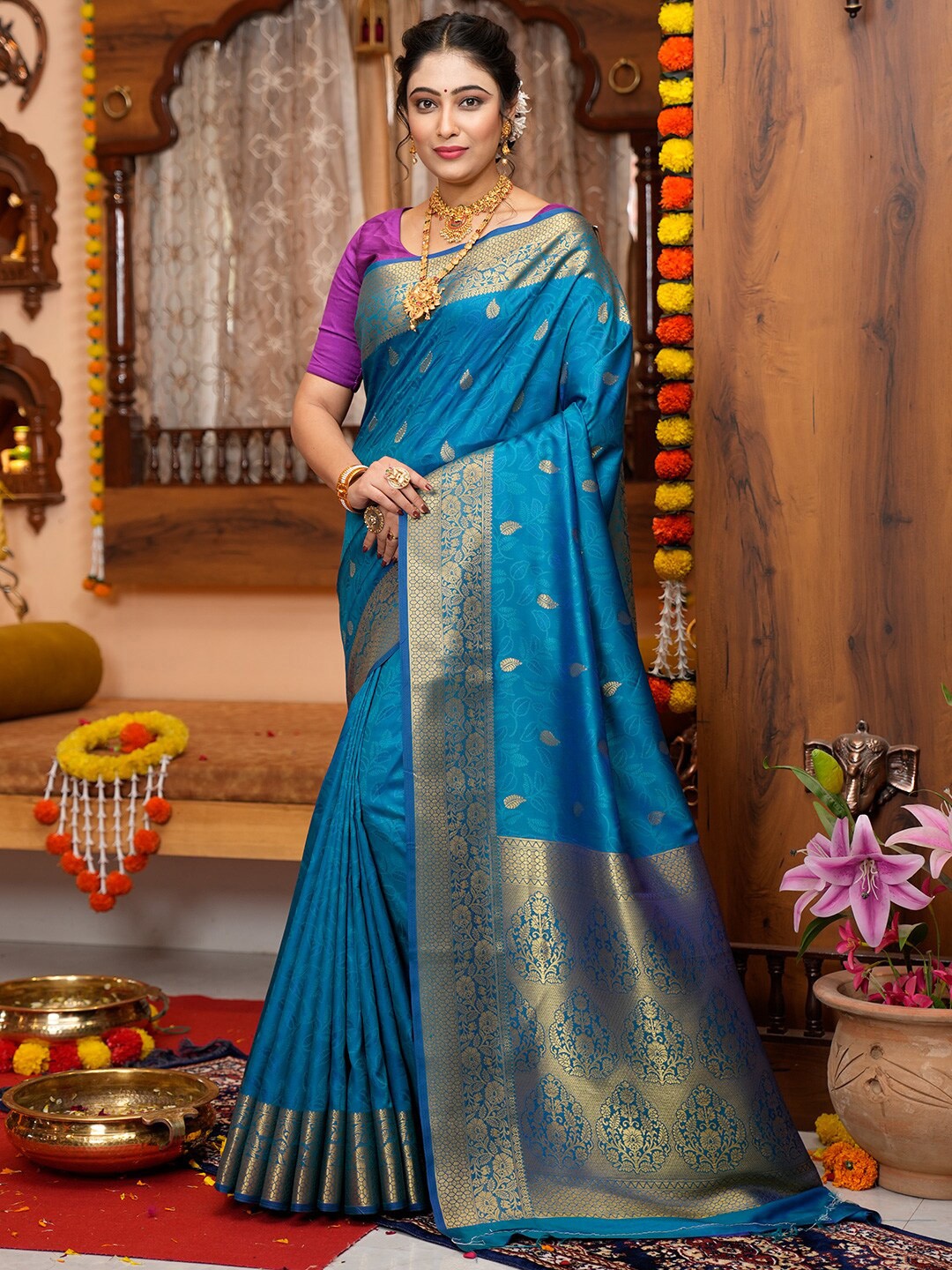 

KARAGIRI Ethnic Motif Woven Design Kanjeevaram Saree, Blue