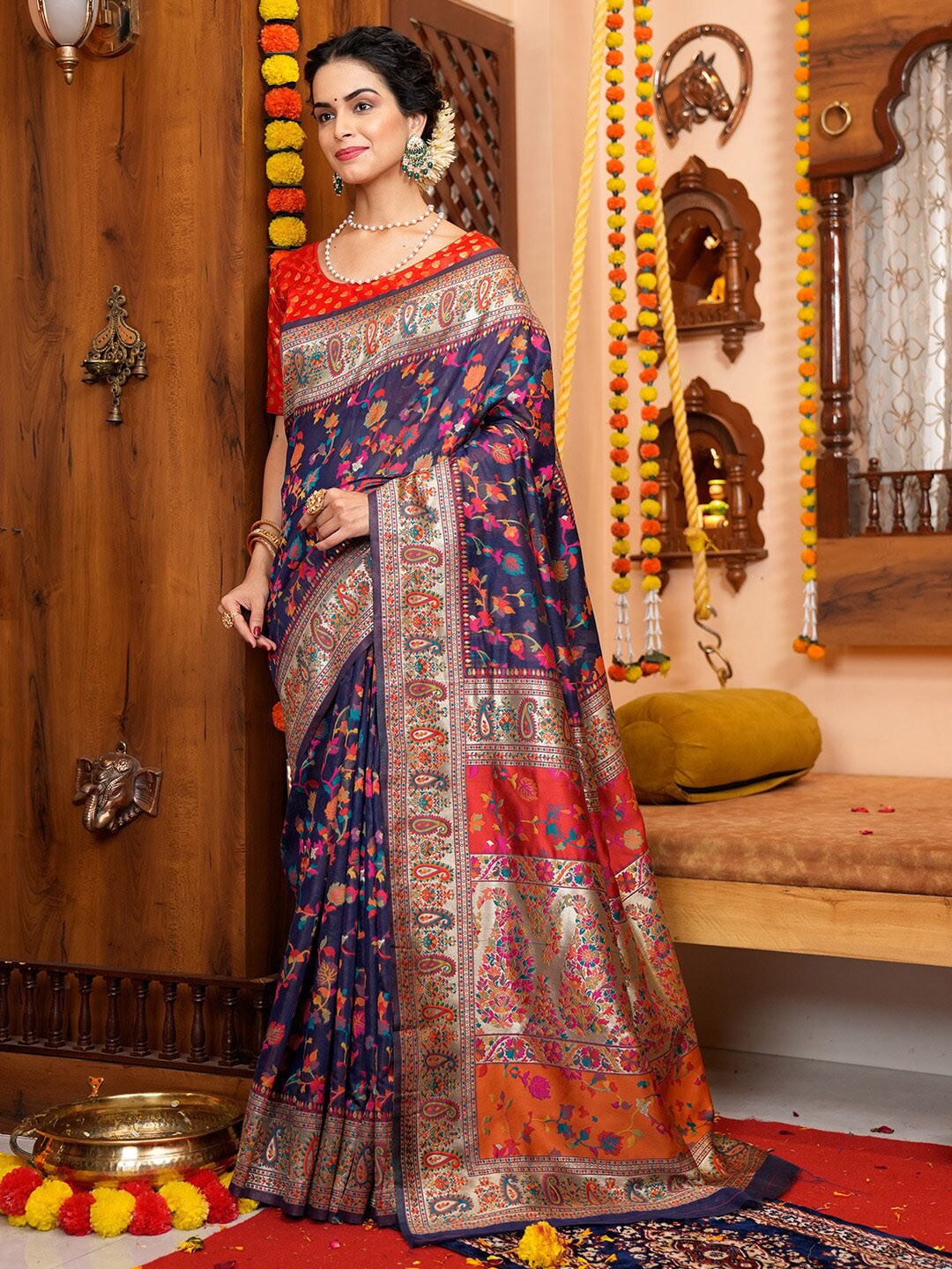 

KARAGIRI Floral Woven Design Pashmina Saree, Violet