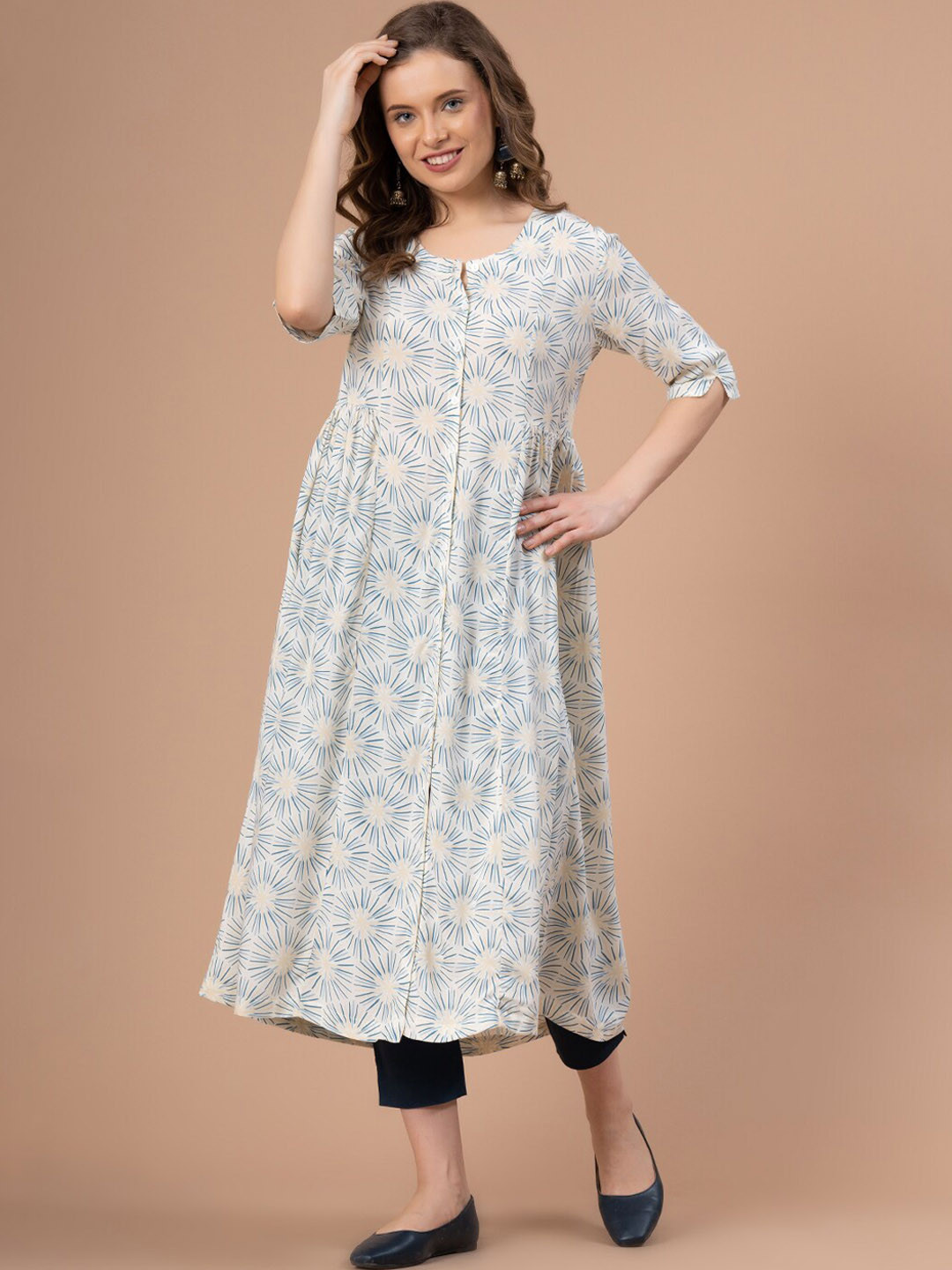 

Mode by Red Tape Women Off White Geometric Printed A-Line Kurta