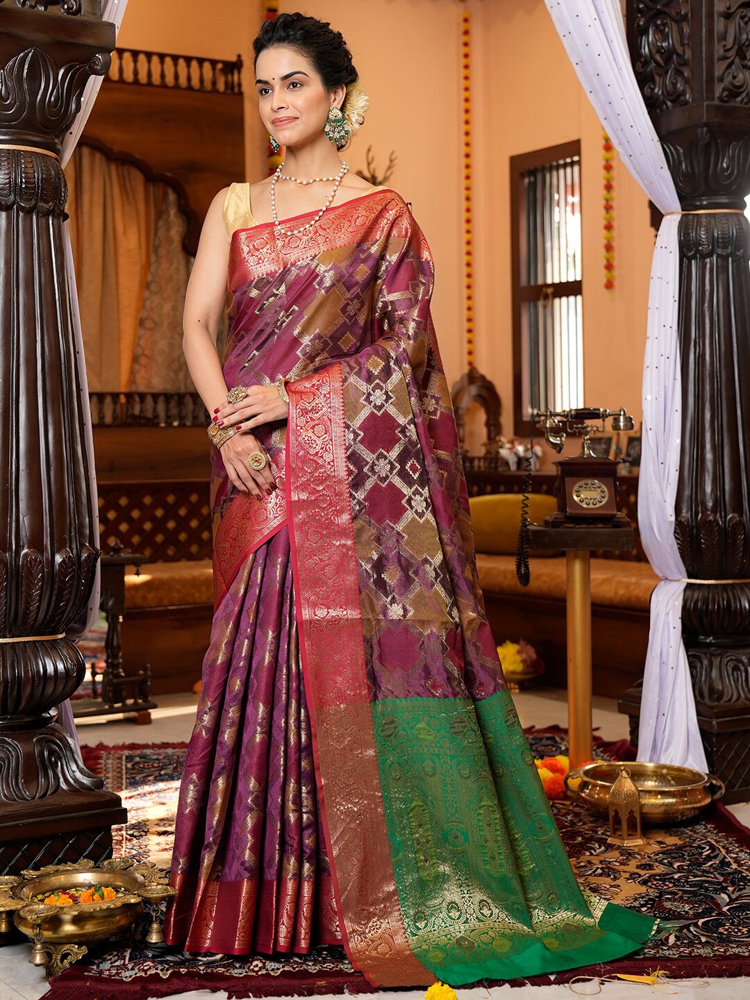 

KARAGIRI Floral Woven Design Organza Saree, Brown