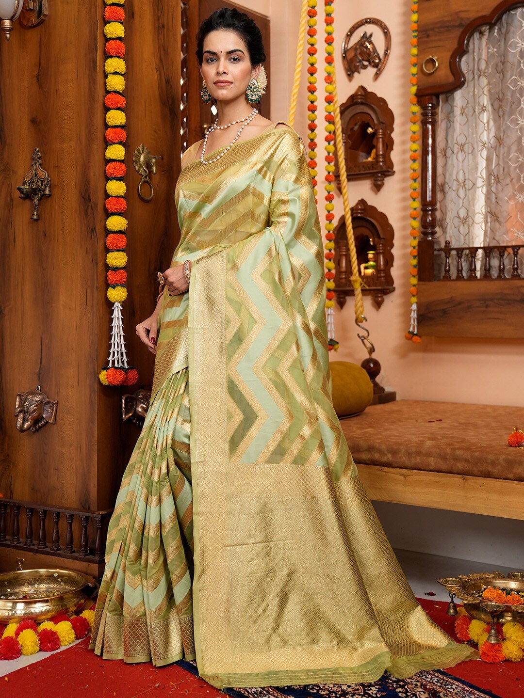 

KARAGIRI Geometric Woven Design Organza Saree, Green