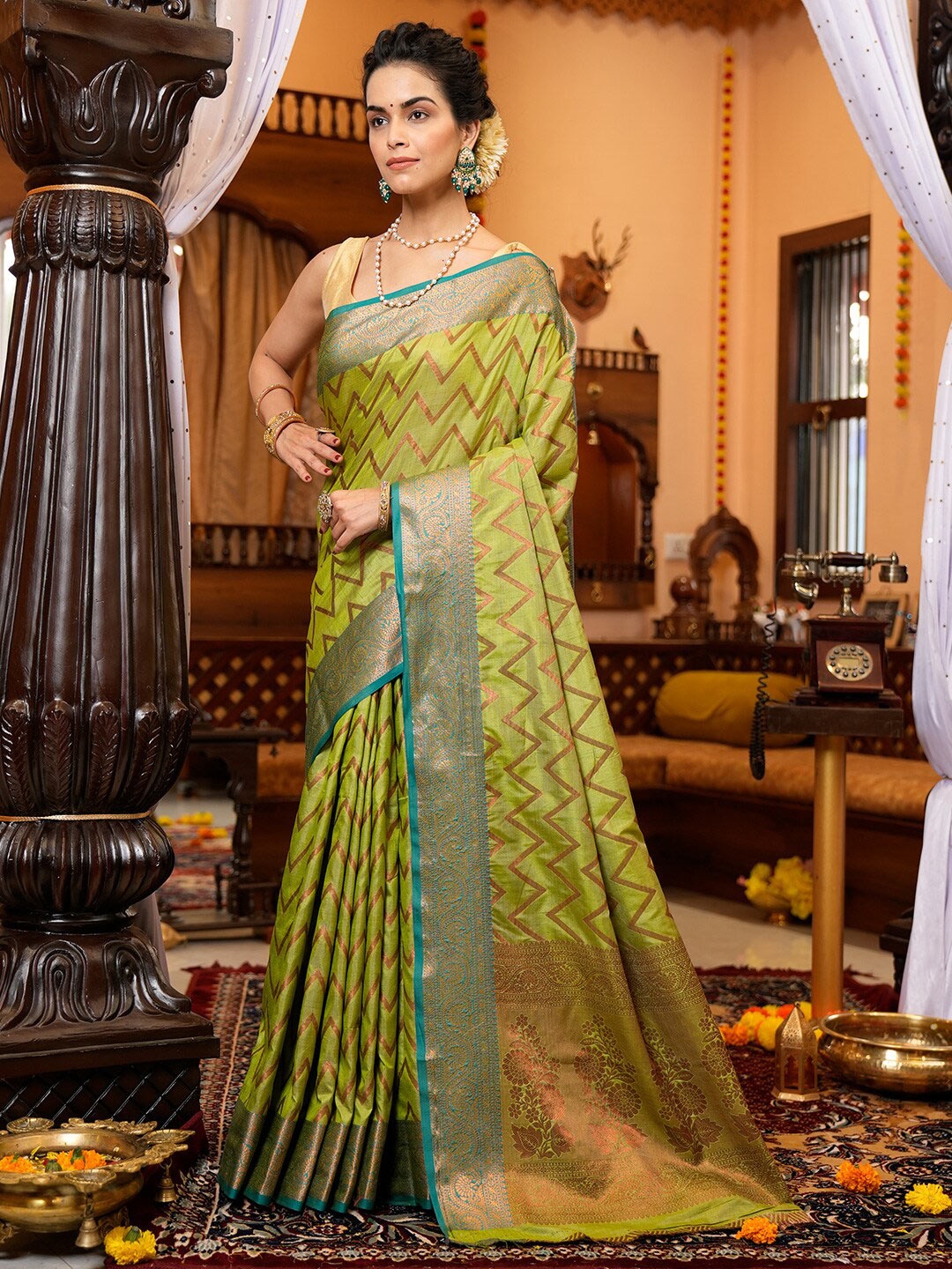 

KARAGIRI Geometric Woven Design Silk Blend Saree, Olive