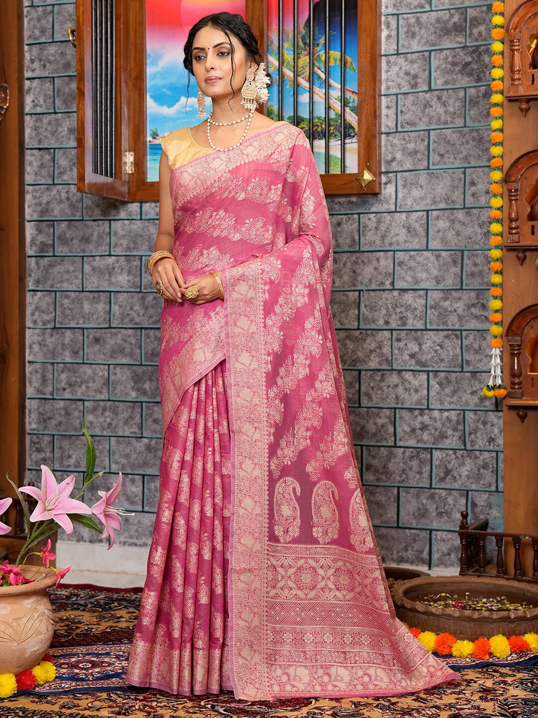 

KARAGIRI Floral Woven Design Pure Cotton Saree, Pink