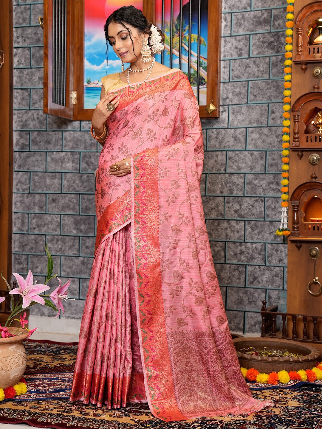 

KARAGIRI Floral Woven Design Saree, Pink