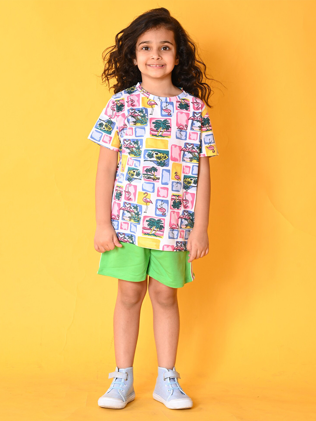 

Anthrilo Girls Printed T-shirt with Shorts, White