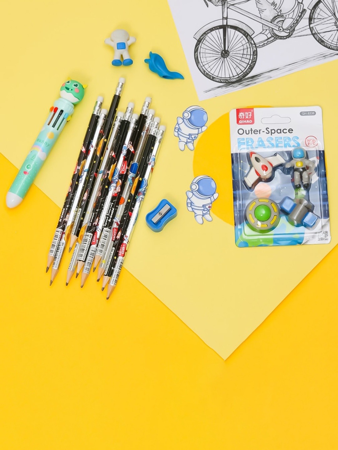 

Yellow Bee Astronaut Theme Pencil, Pen and Eraser Set, Black