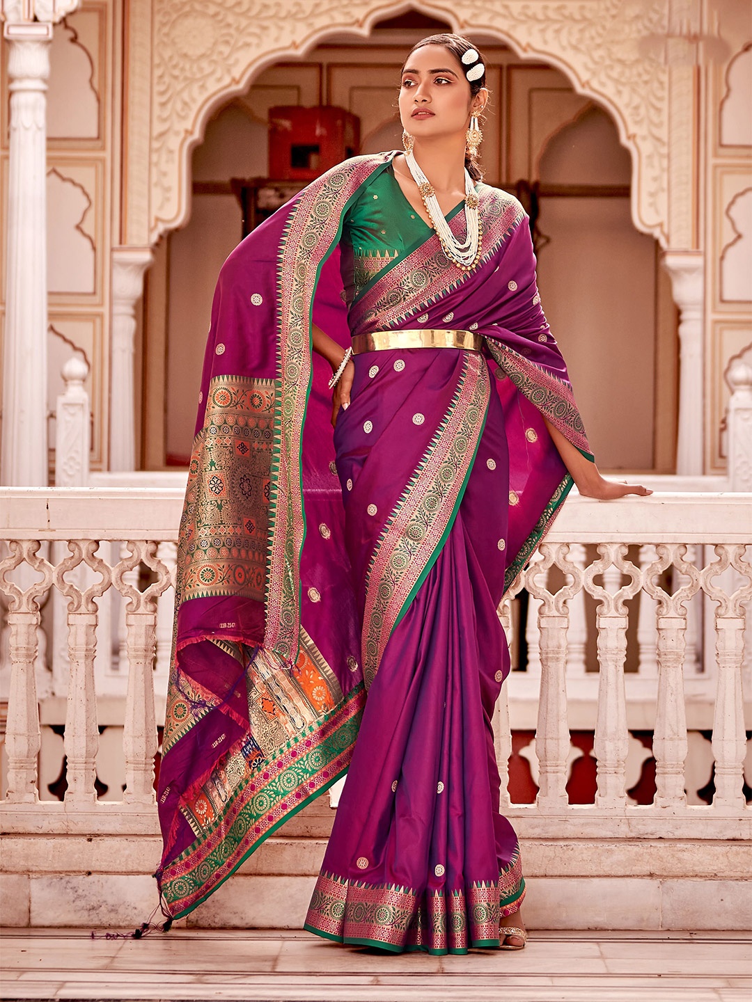 

elora Violet Ethnic Woven Design Zari Pure Silk Banarasi Saree