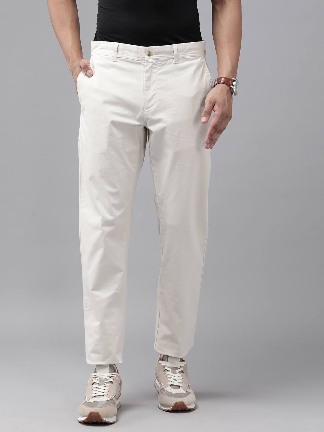 

Blackberrys Men B95 Slim Fit Chinos, Beige