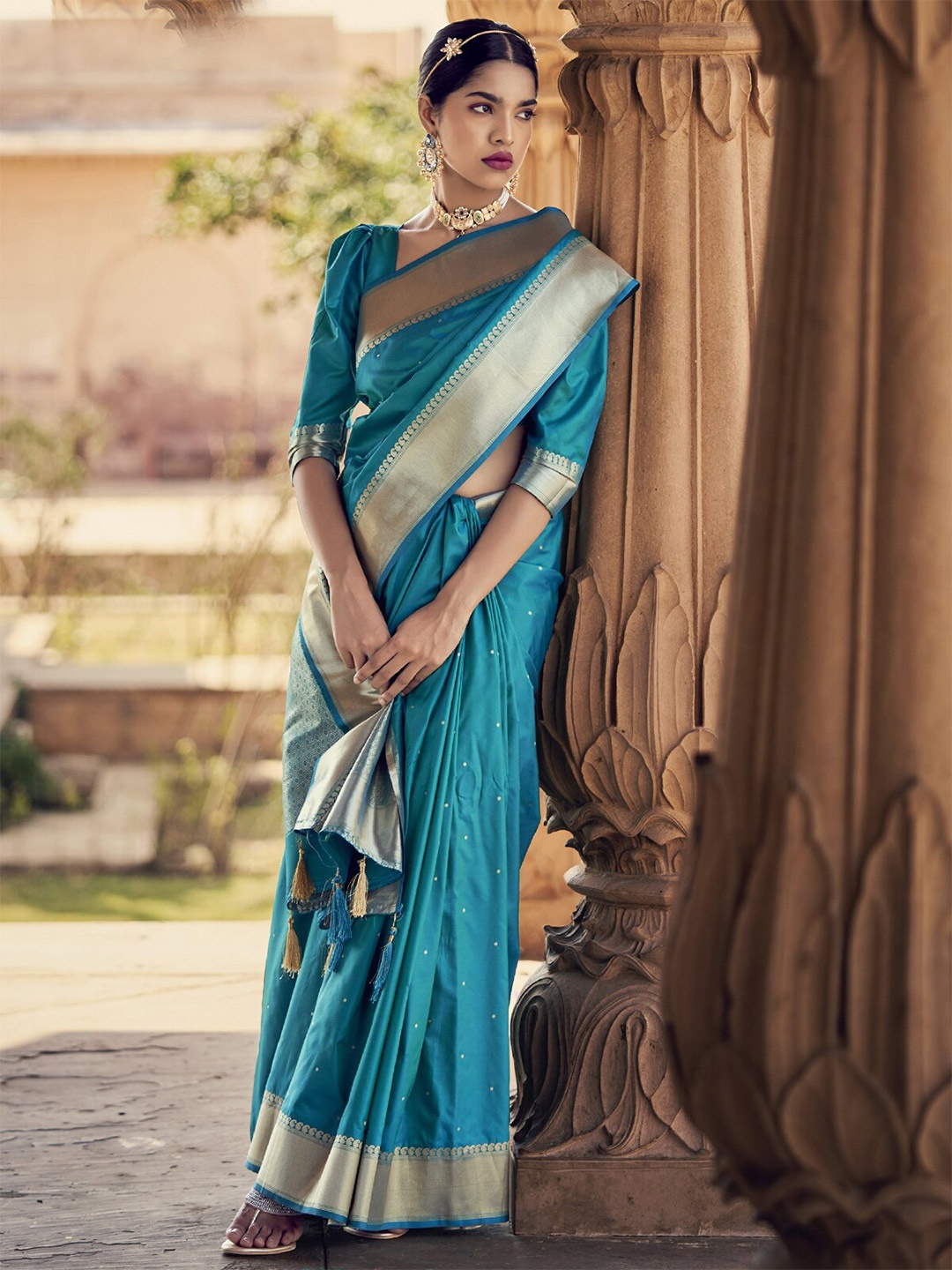 

ODETTE Ethnic Motif Woven Design Satin Silk Banarasi Saree, Blue