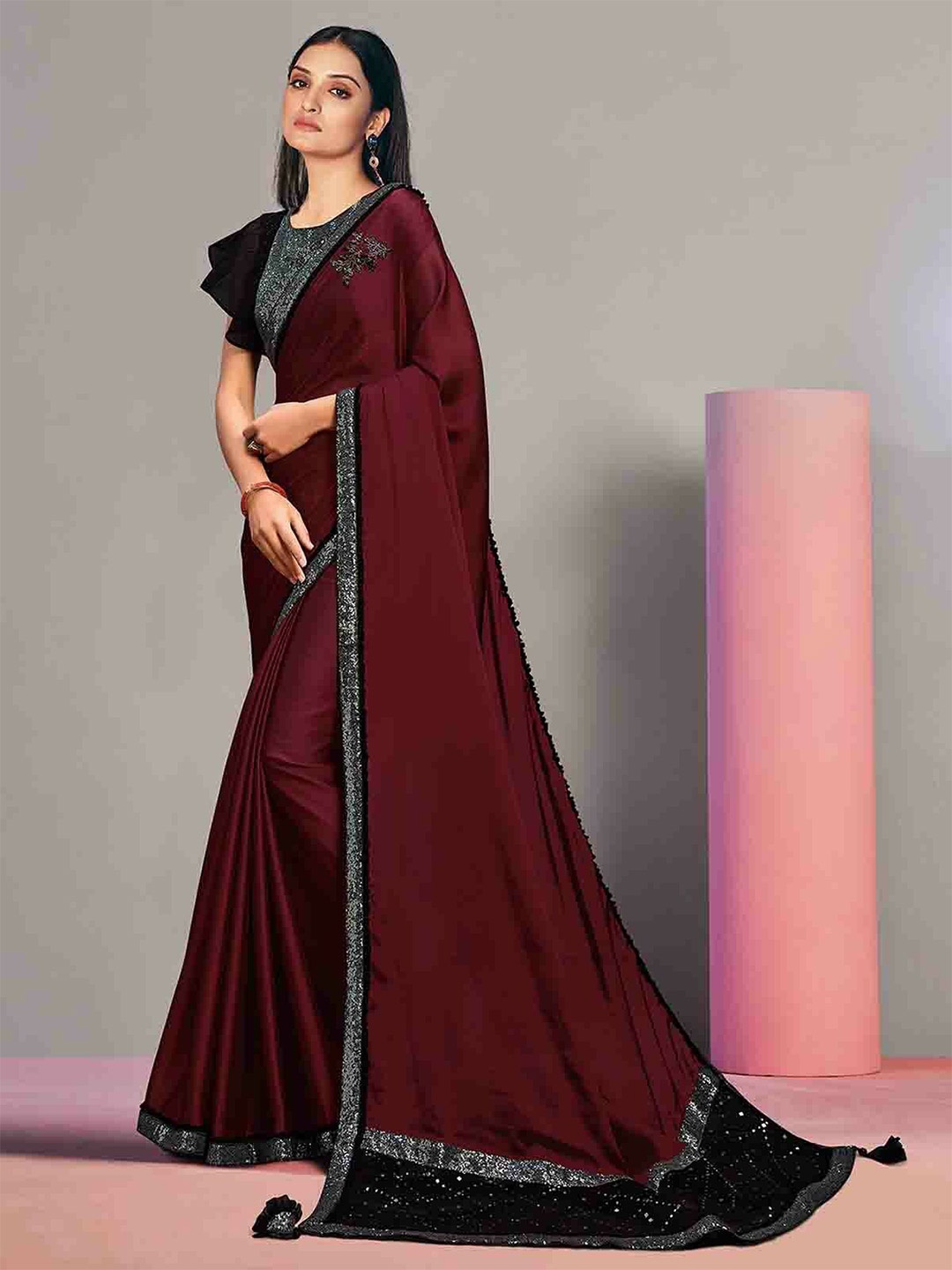 

ODETTE Dual tone Silk Georgette Sequins Embroidered Saree, Maroon