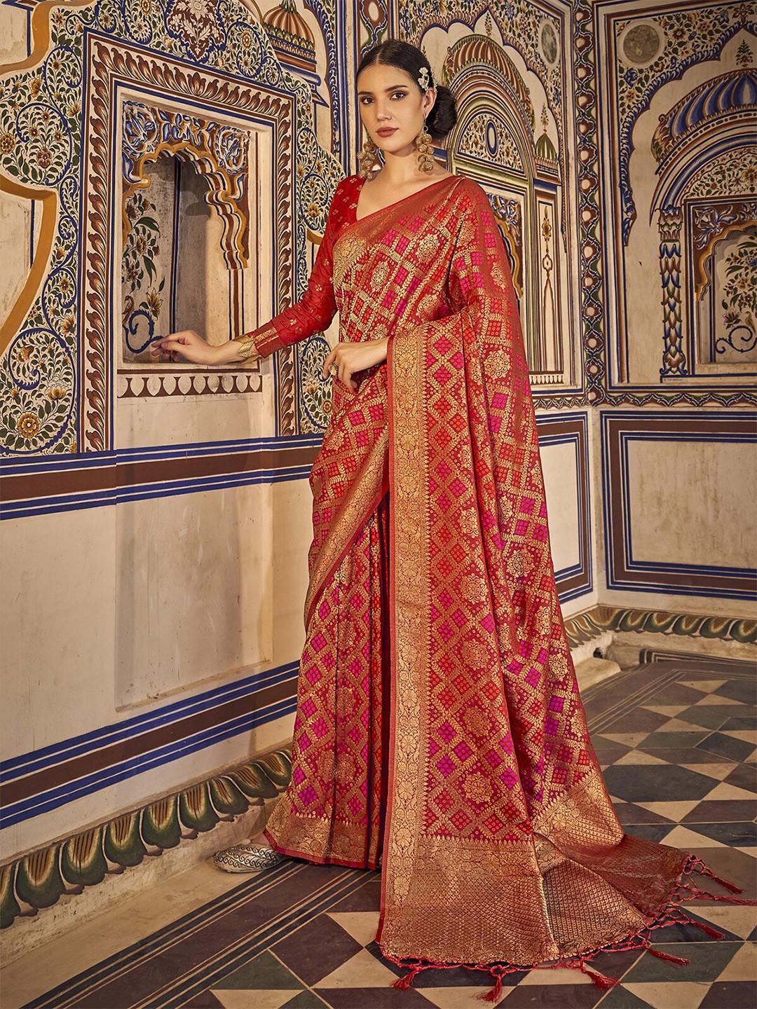 

ODETTE Woven Design Zari Bandhani Saree, Red