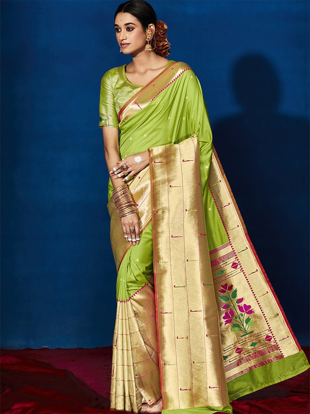 

ODETTE Polka Dot Woven Design Zari Saree, Green