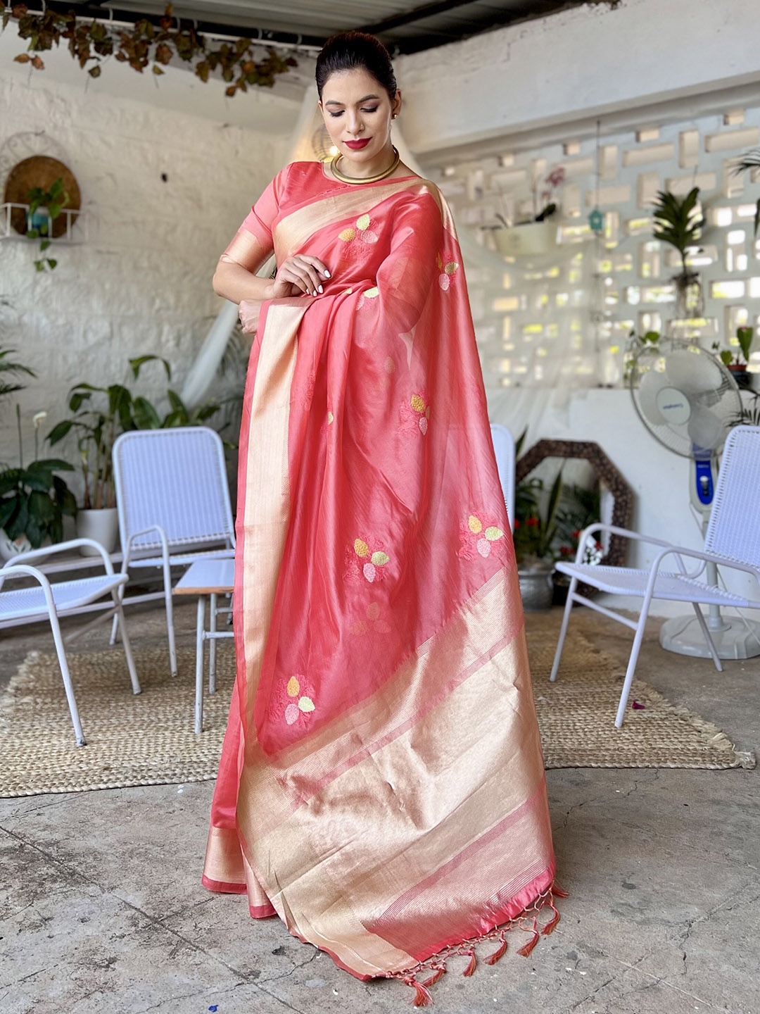 

SERONA FABRICS Floral Zari Organza Banarasi Saree, Pink