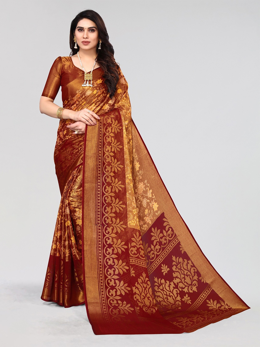 

Winza Designer Floral Printed Venkatgiri Saree, Maroon