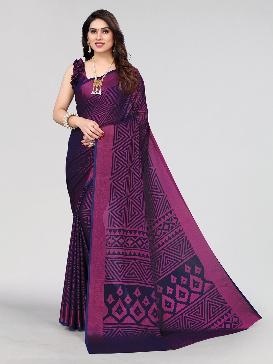 

Winza Designer Geometric Printed Venkatgiri Saree, Navy blue