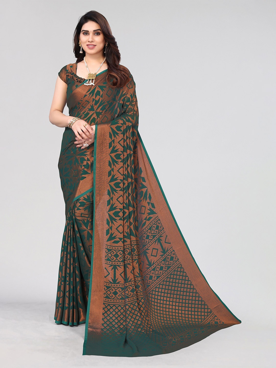 

Winza Designer Floral Woven Design Venkatgiri Saree, Green